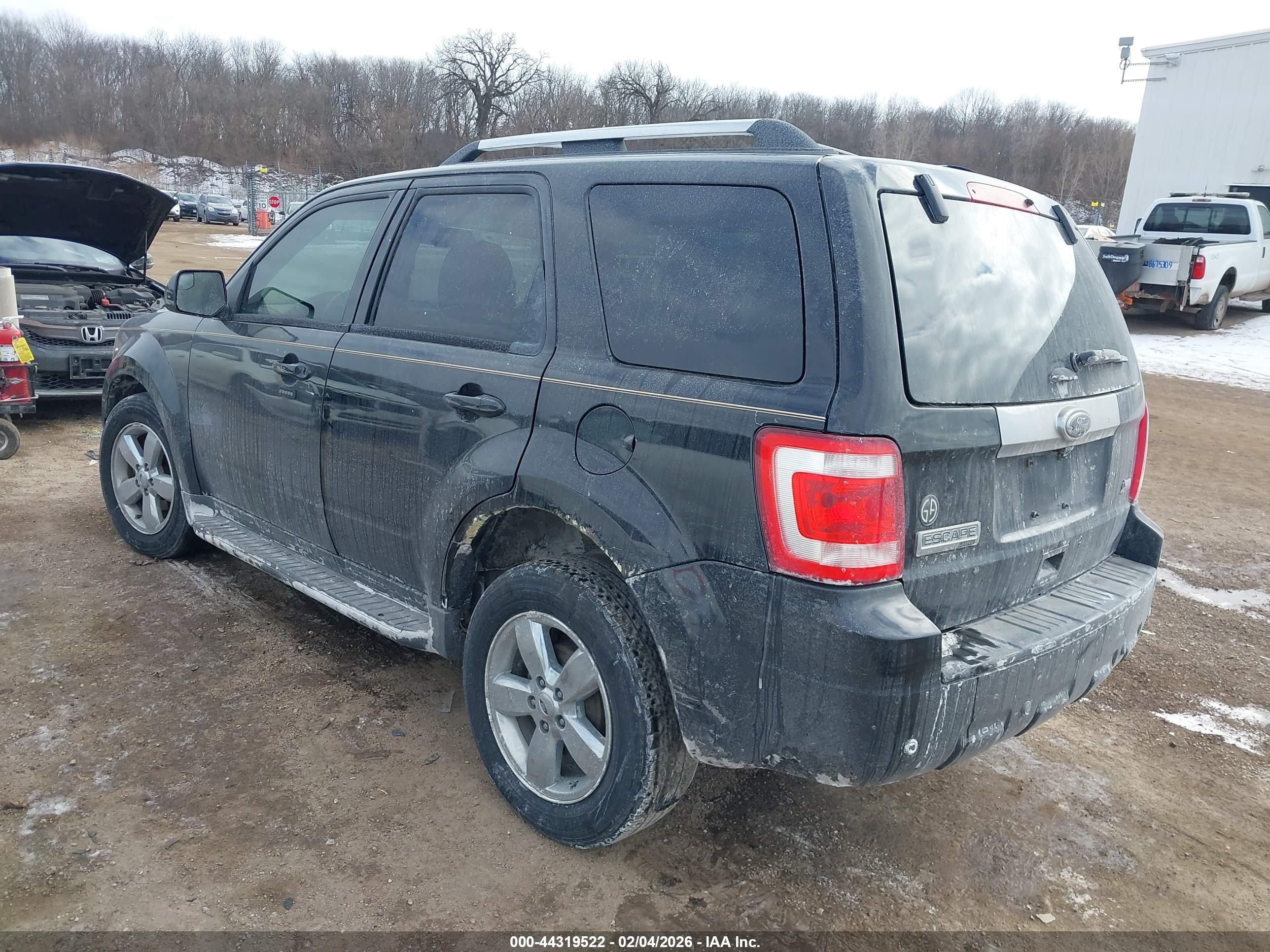 FORD ESCAPE image 3