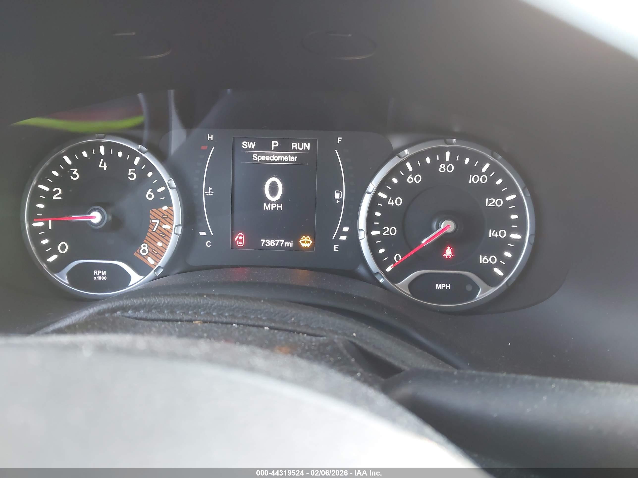 JEEP RENEGADE image 7