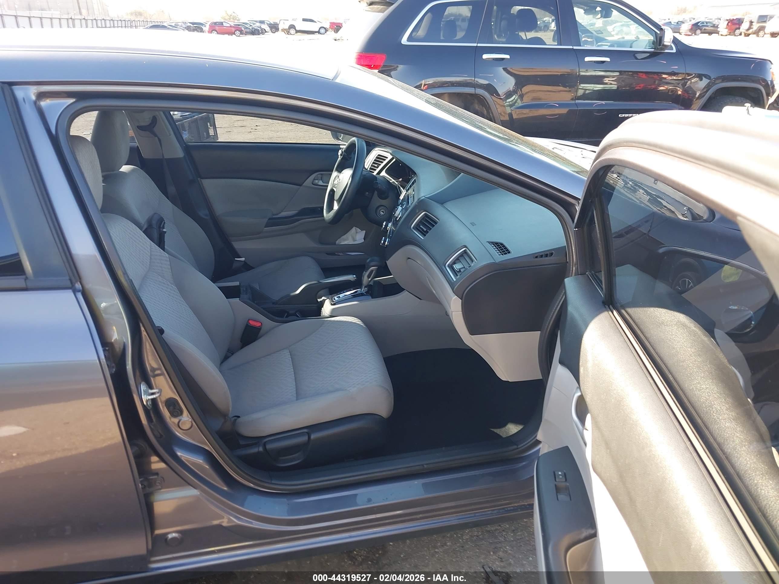 HONDA CIVIC image 5