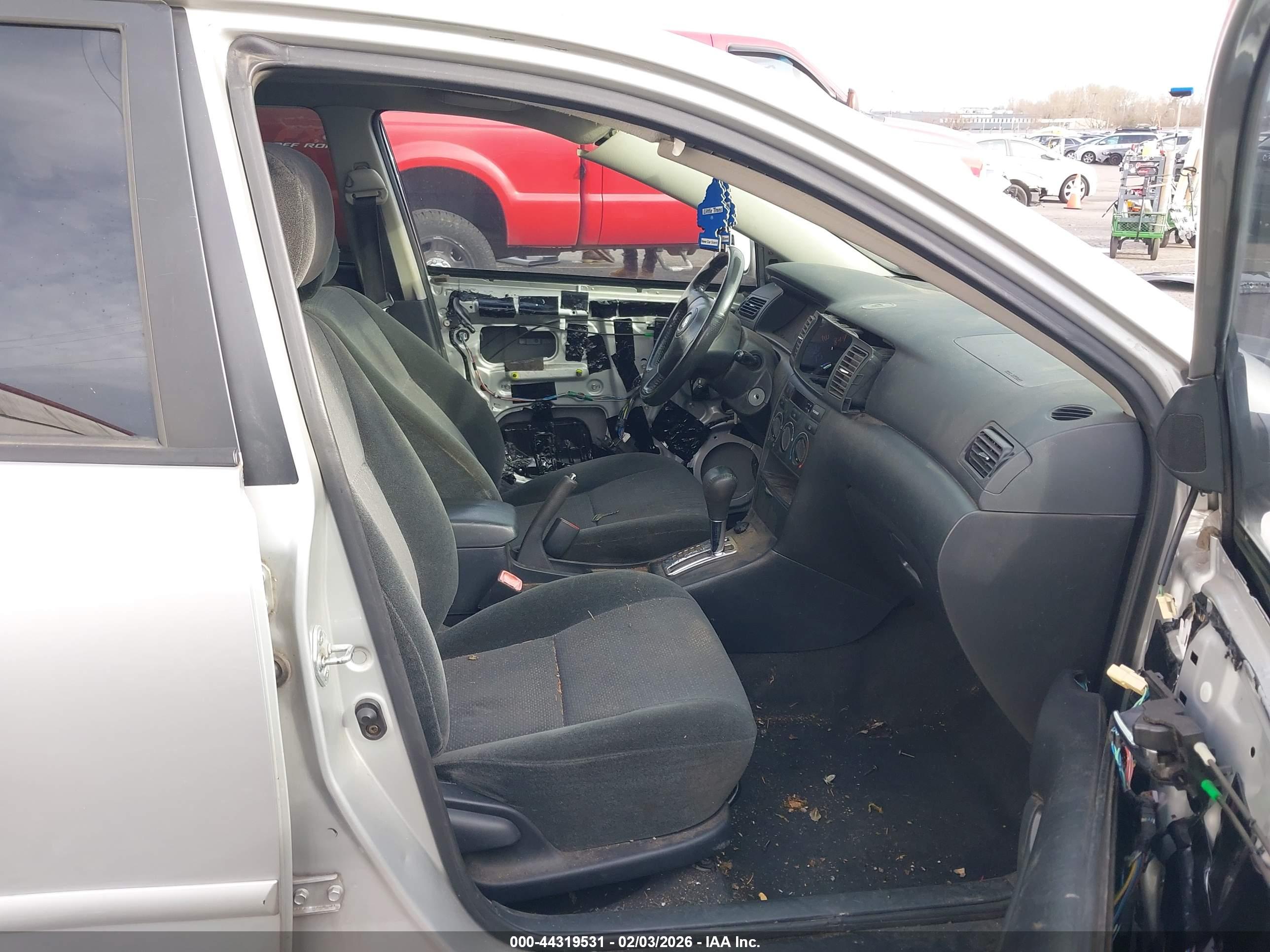 TOYOTA COROLLA image 5