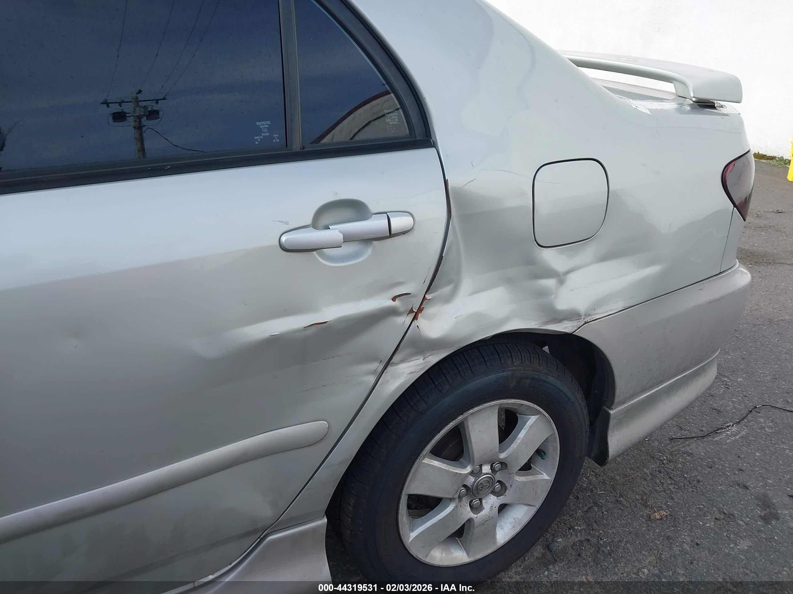 TOYOTA COROLLA image 6