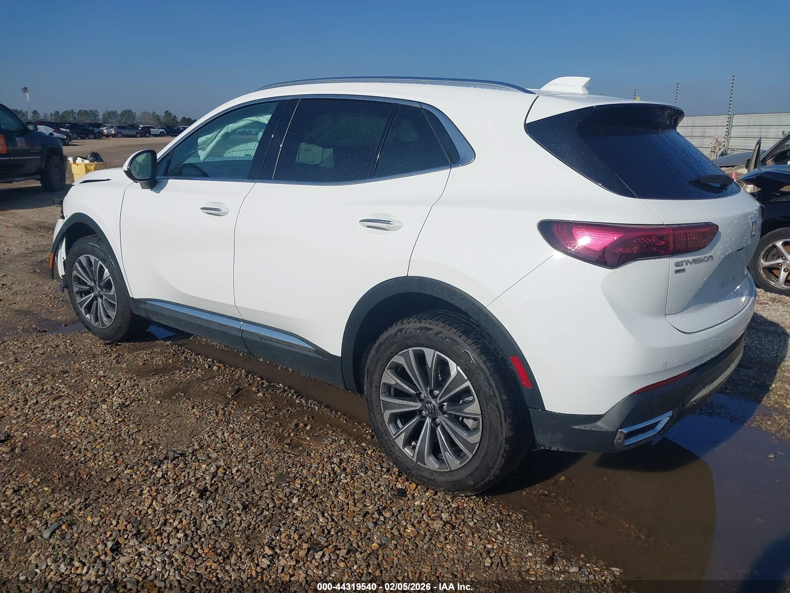 BUICK ENVISION image 3