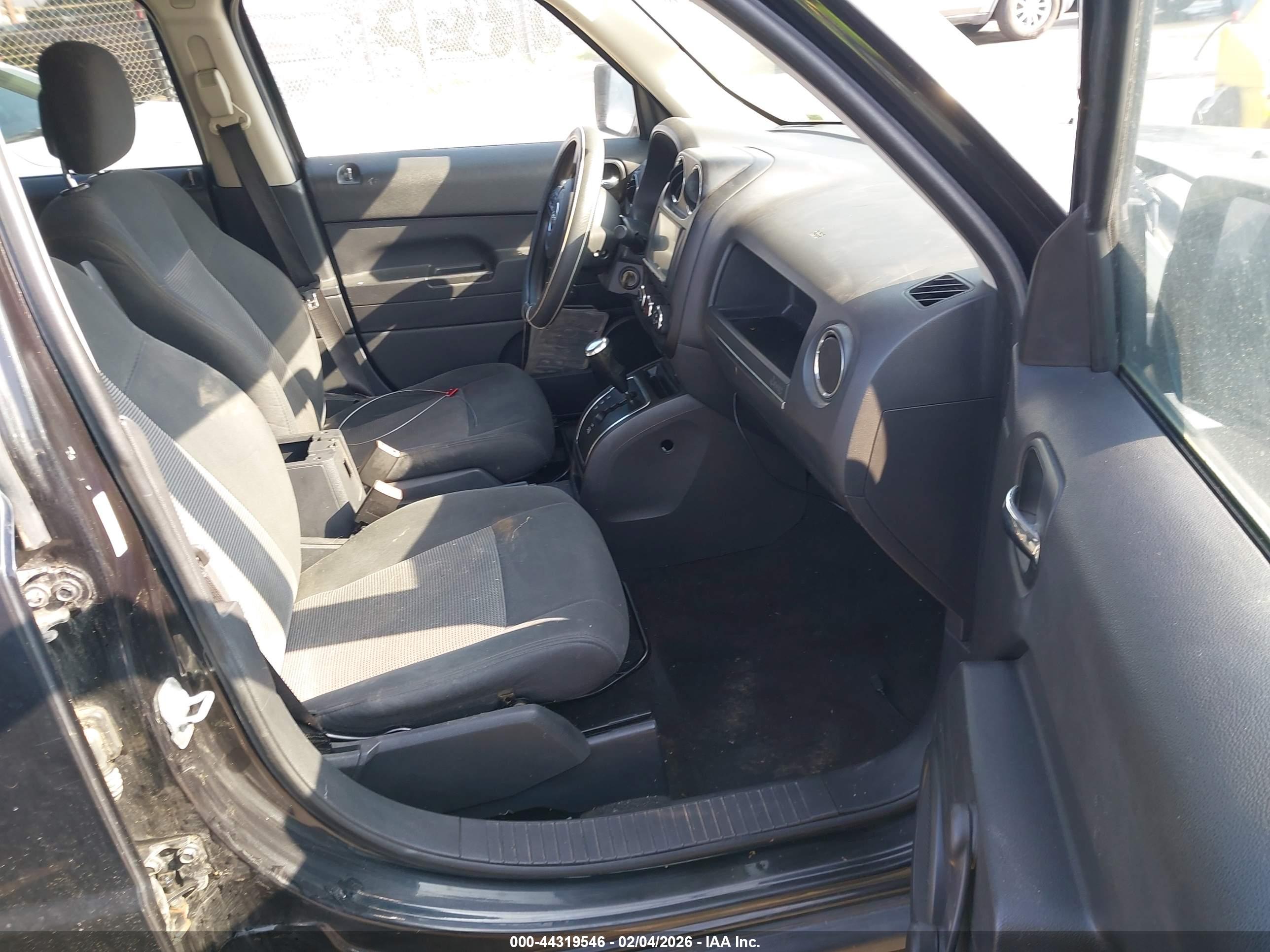 JEEP PATRIOT image 5