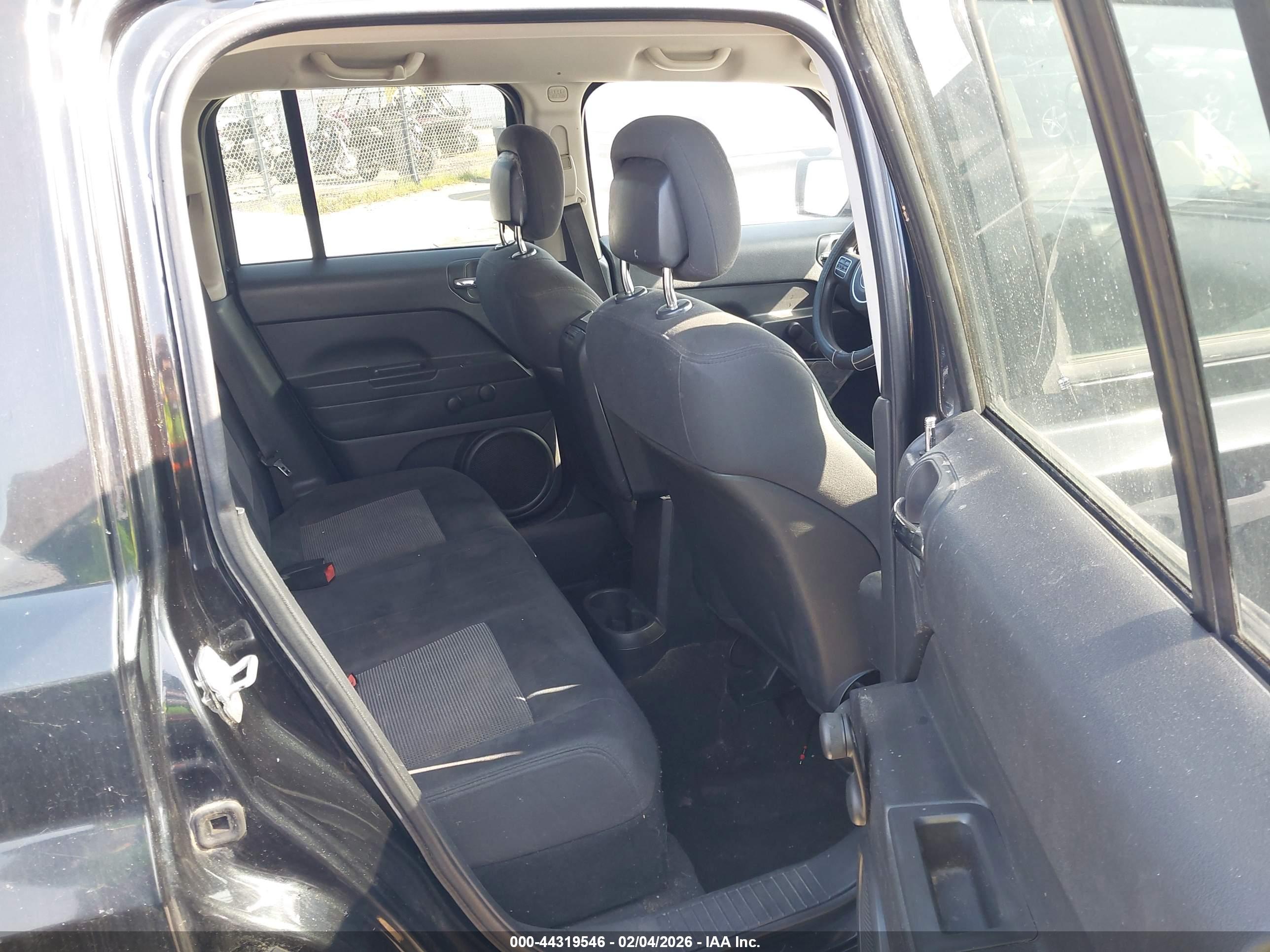 JEEP PATRIOT image 8