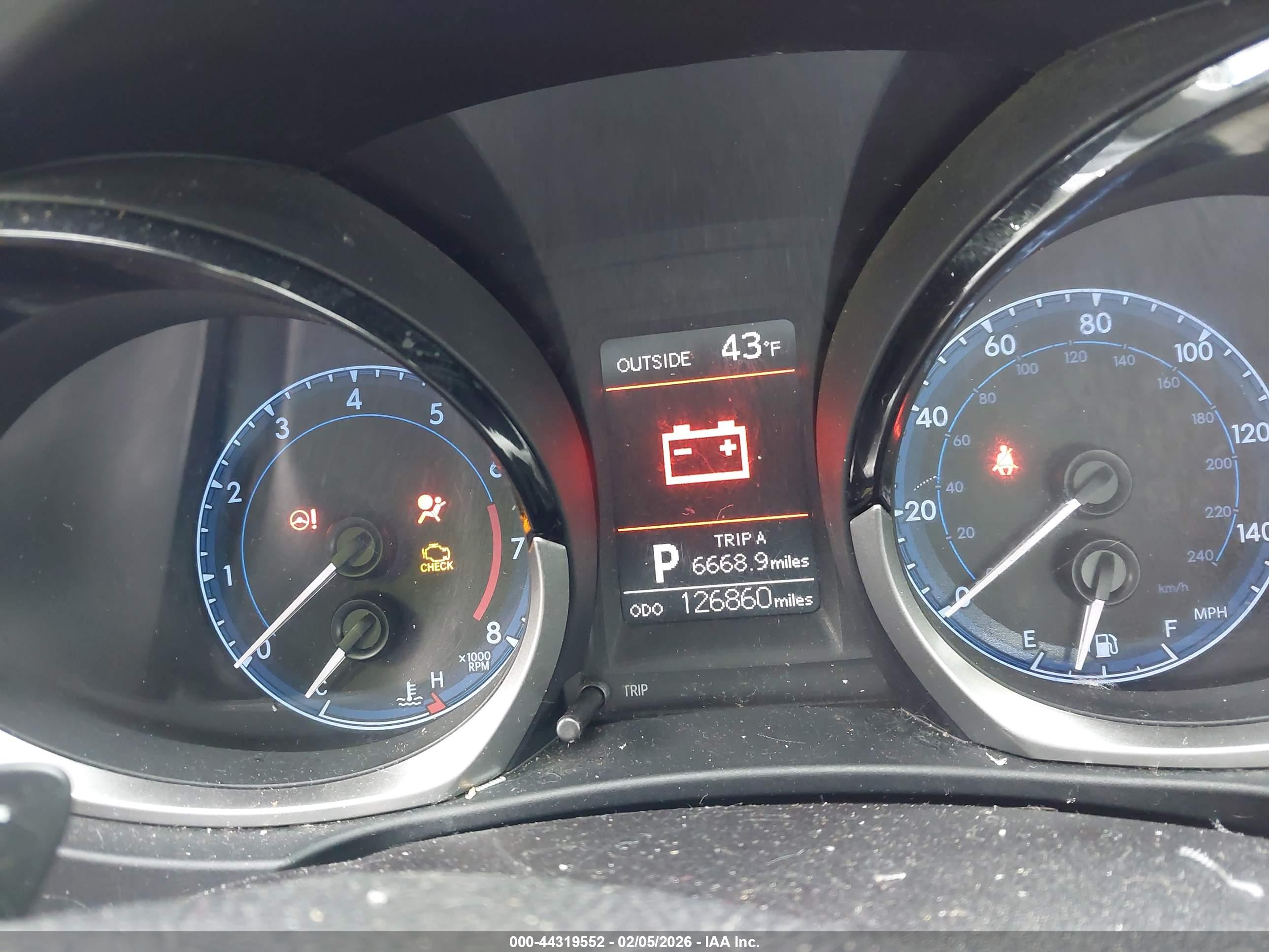 TOYOTA COROLLA image 7