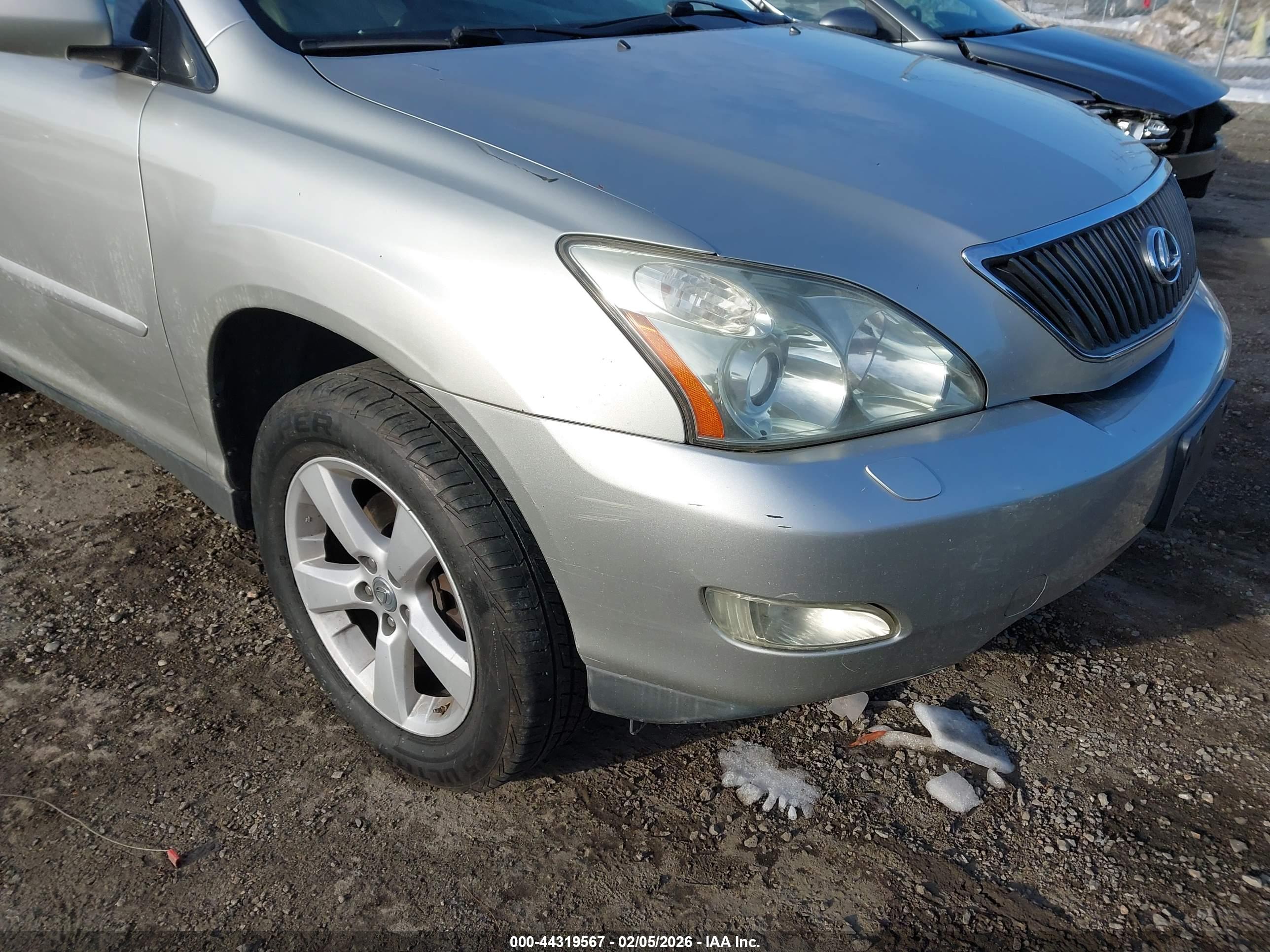 LEXUS RX image 6