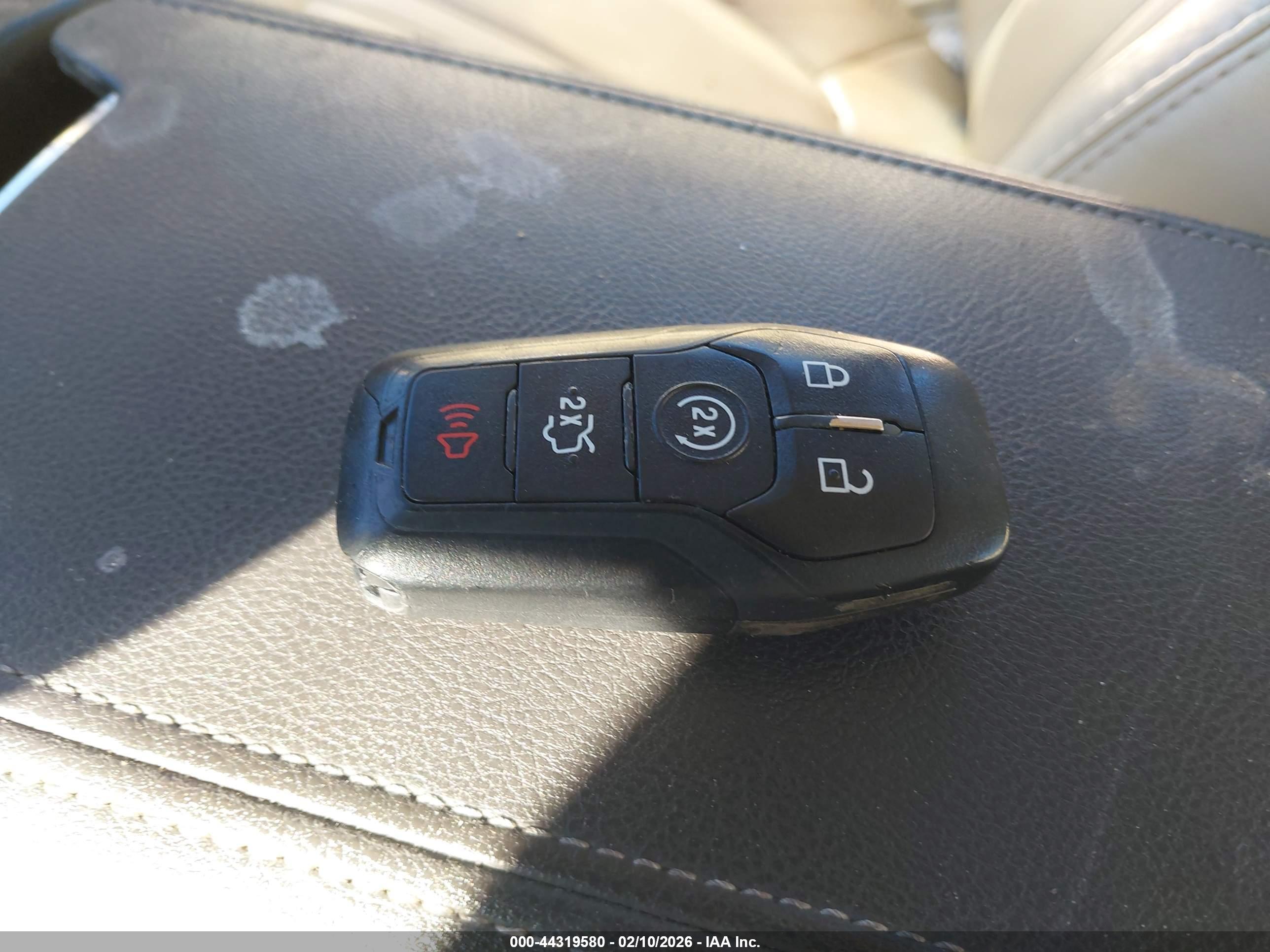 LINCOLN MKZ image 11