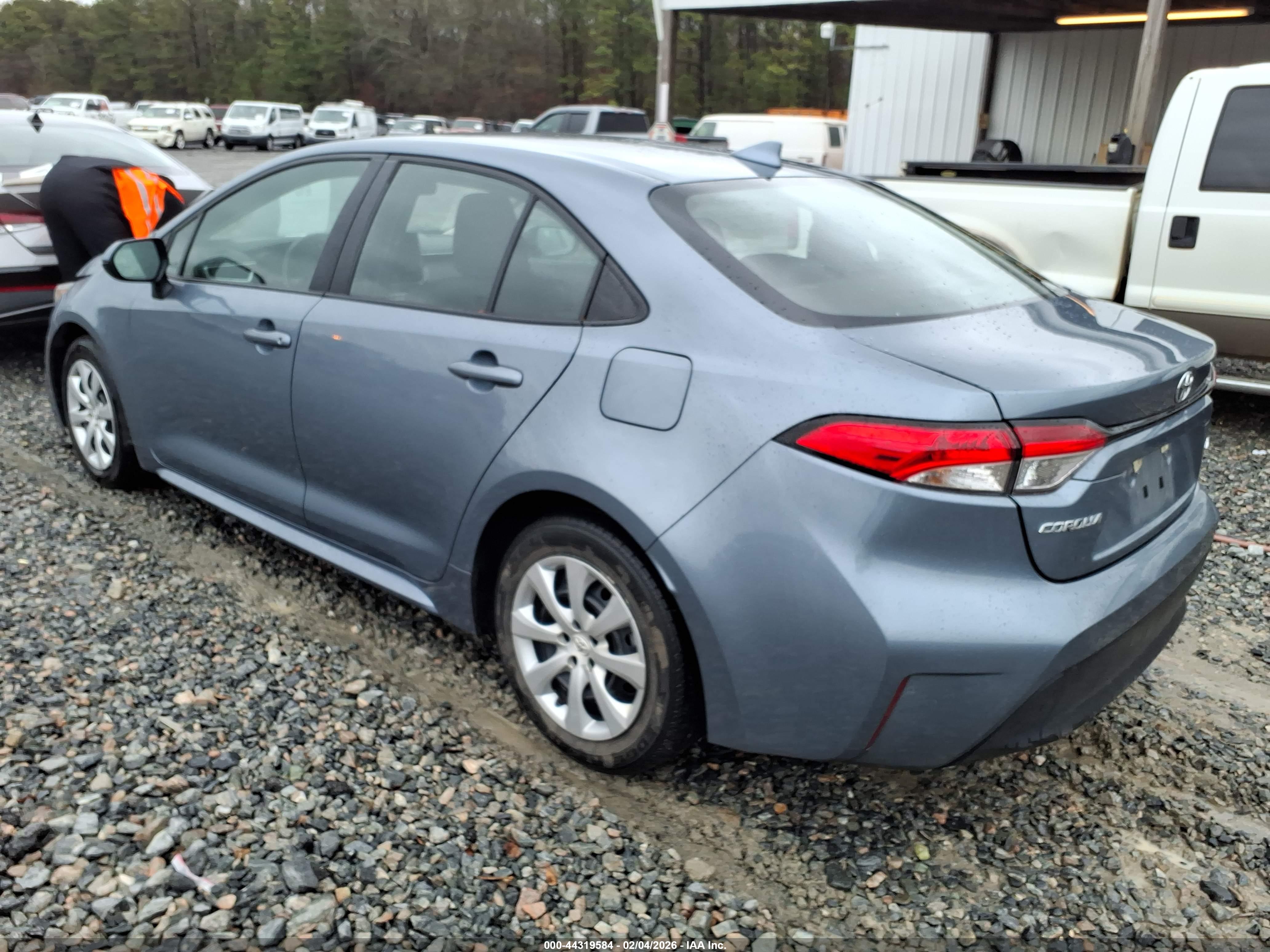 TOYOTA COROLLA image 3