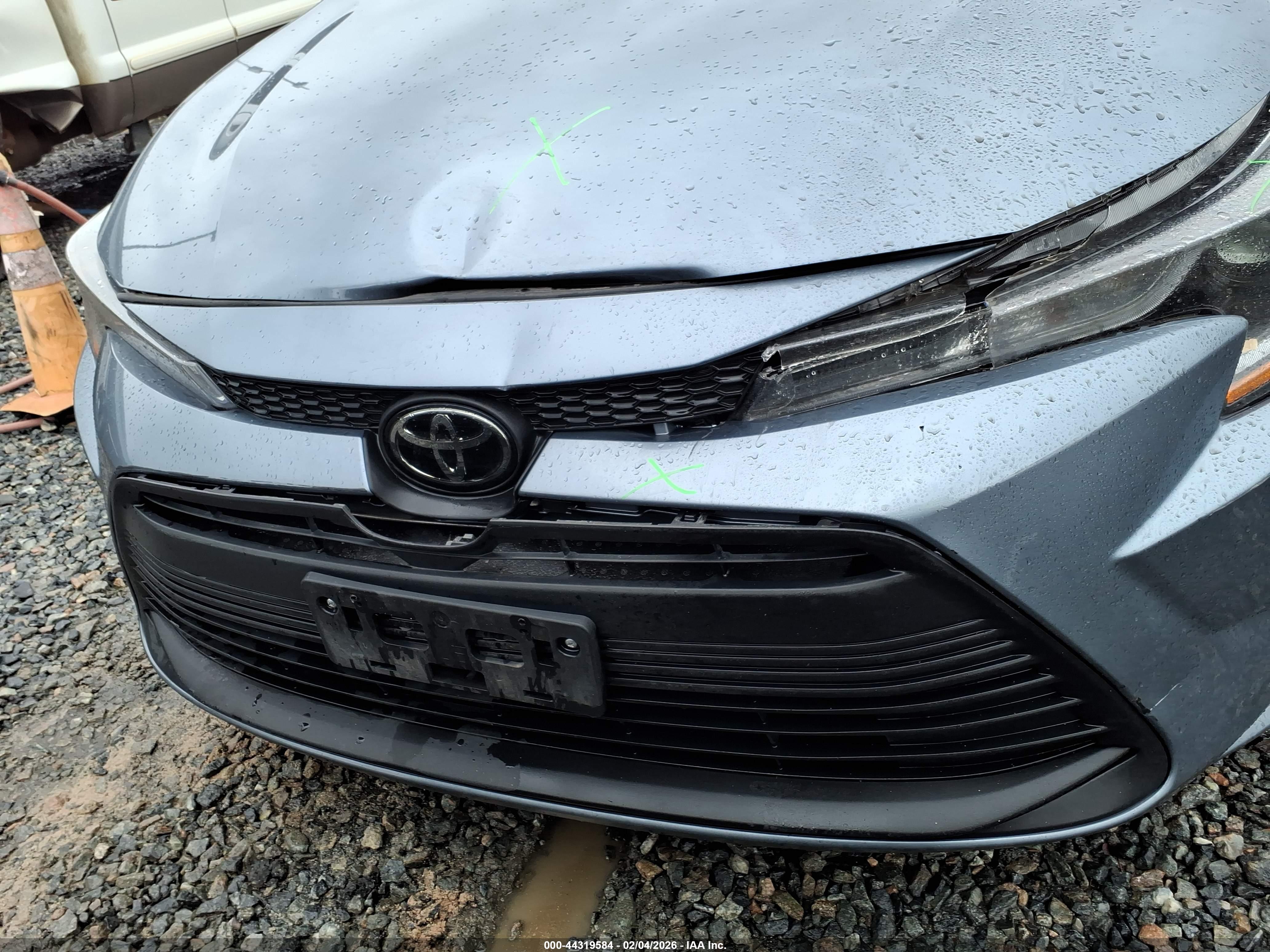 TOYOTA COROLLA image 6