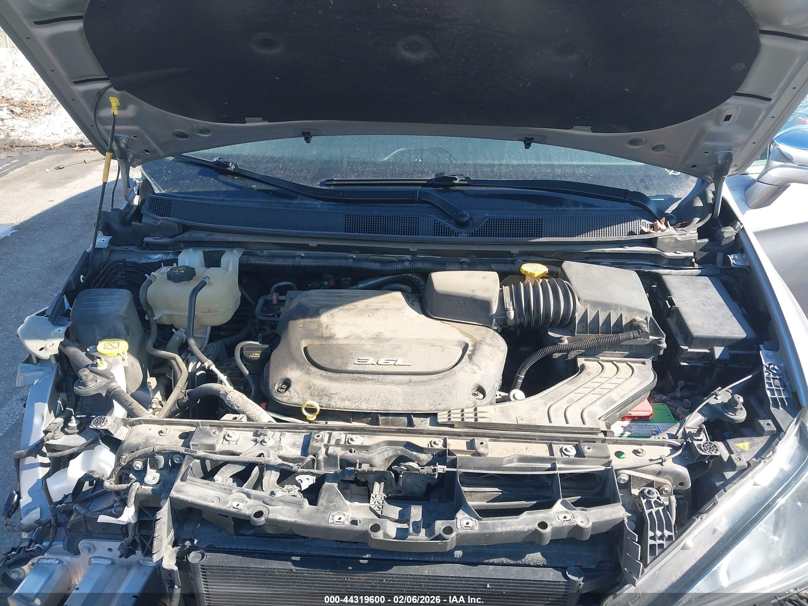 CHRYSLER PACIFICA image 10