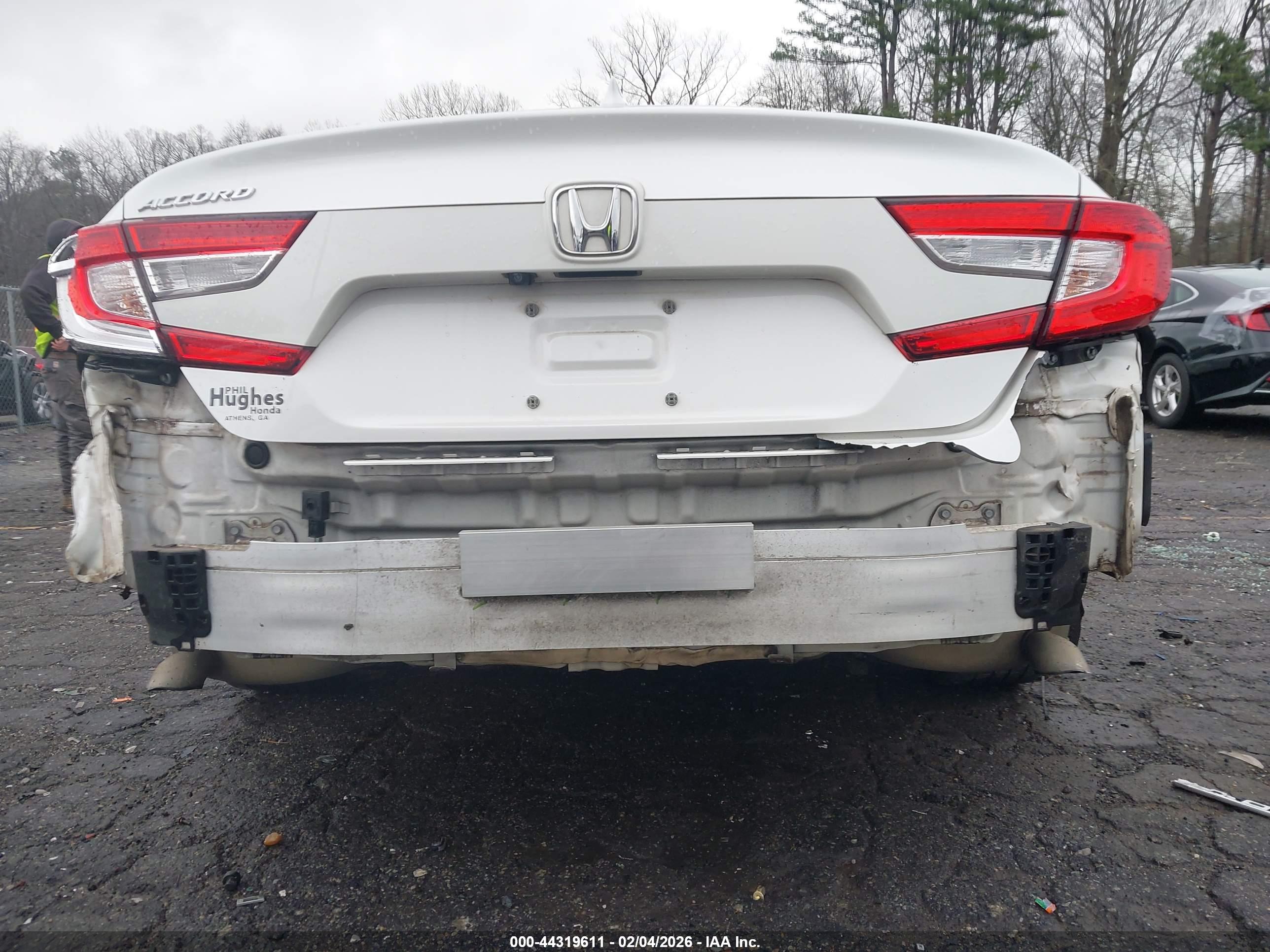 HONDA ACCORD image 6