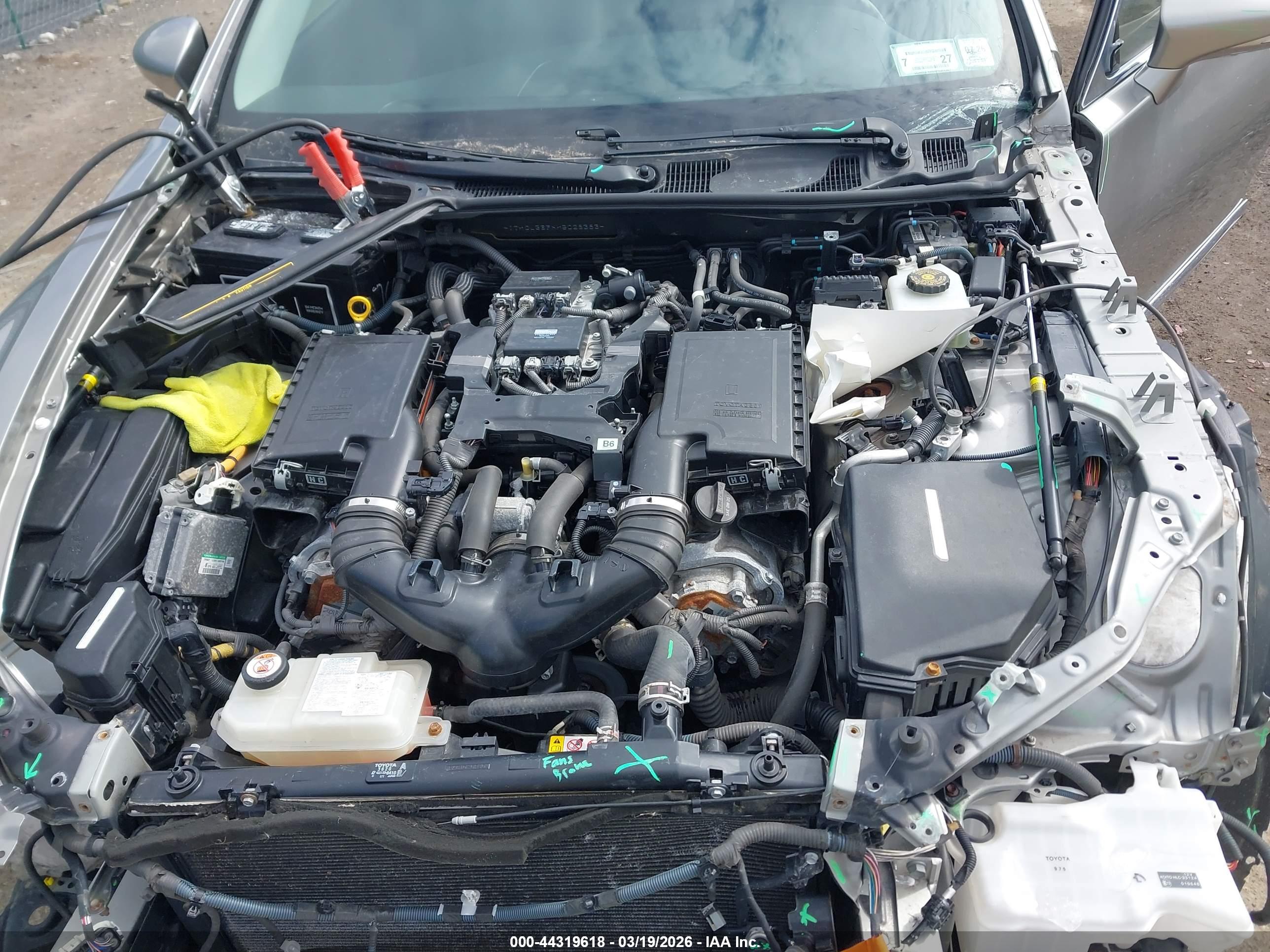 LEXUS LS image 10