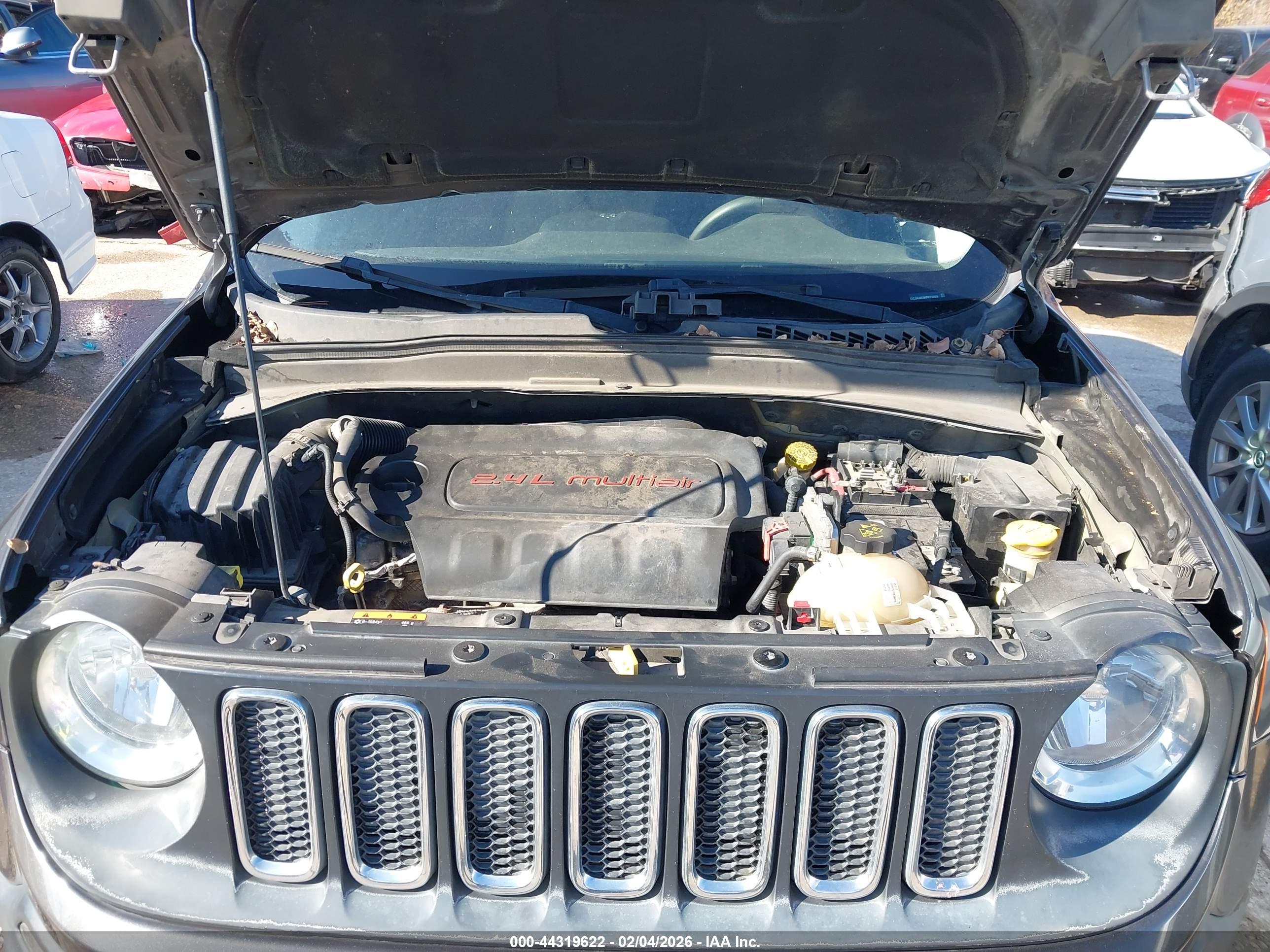 JEEP RENEGADE image 10