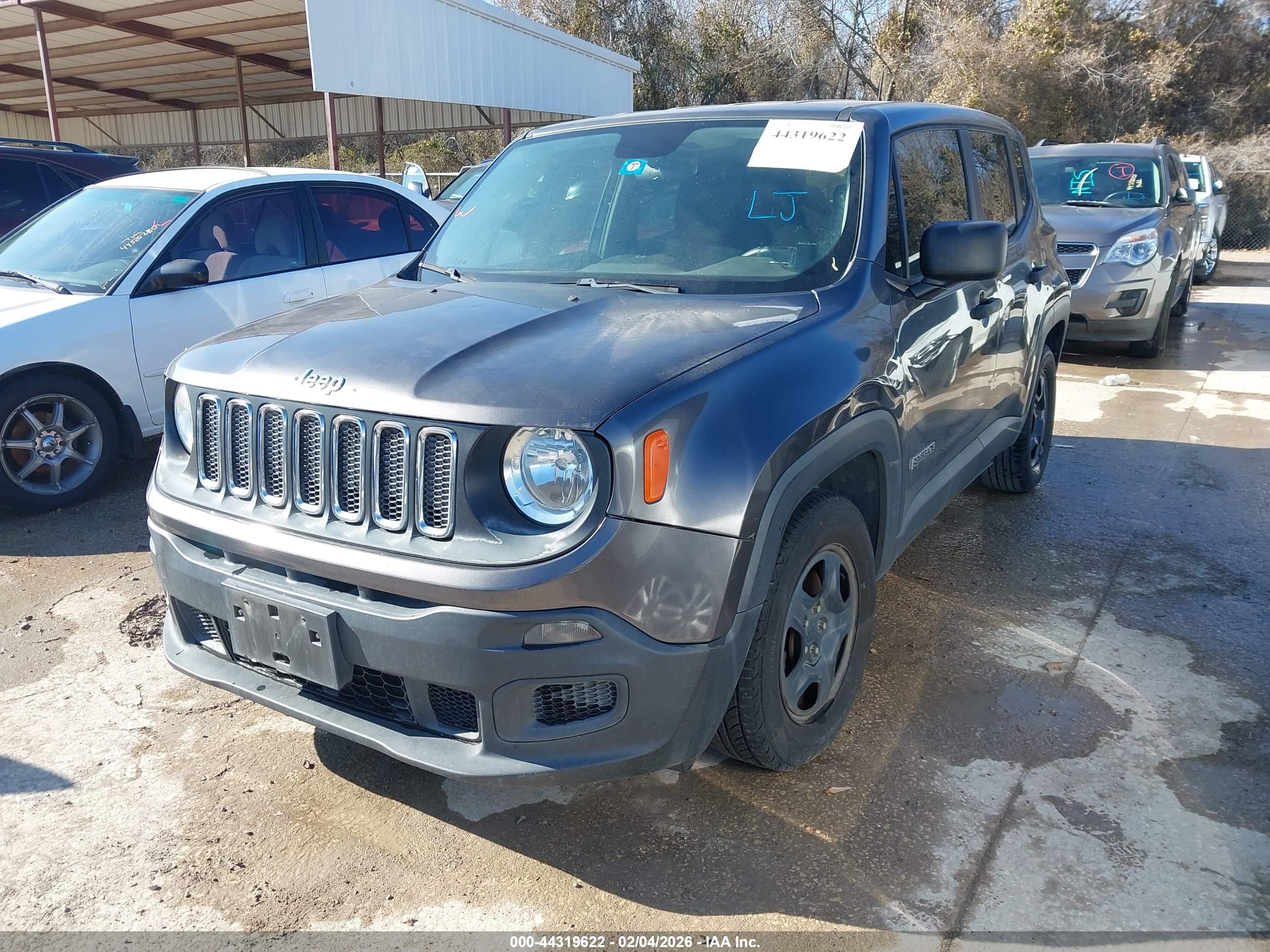 JEEP RENEGADE image 2