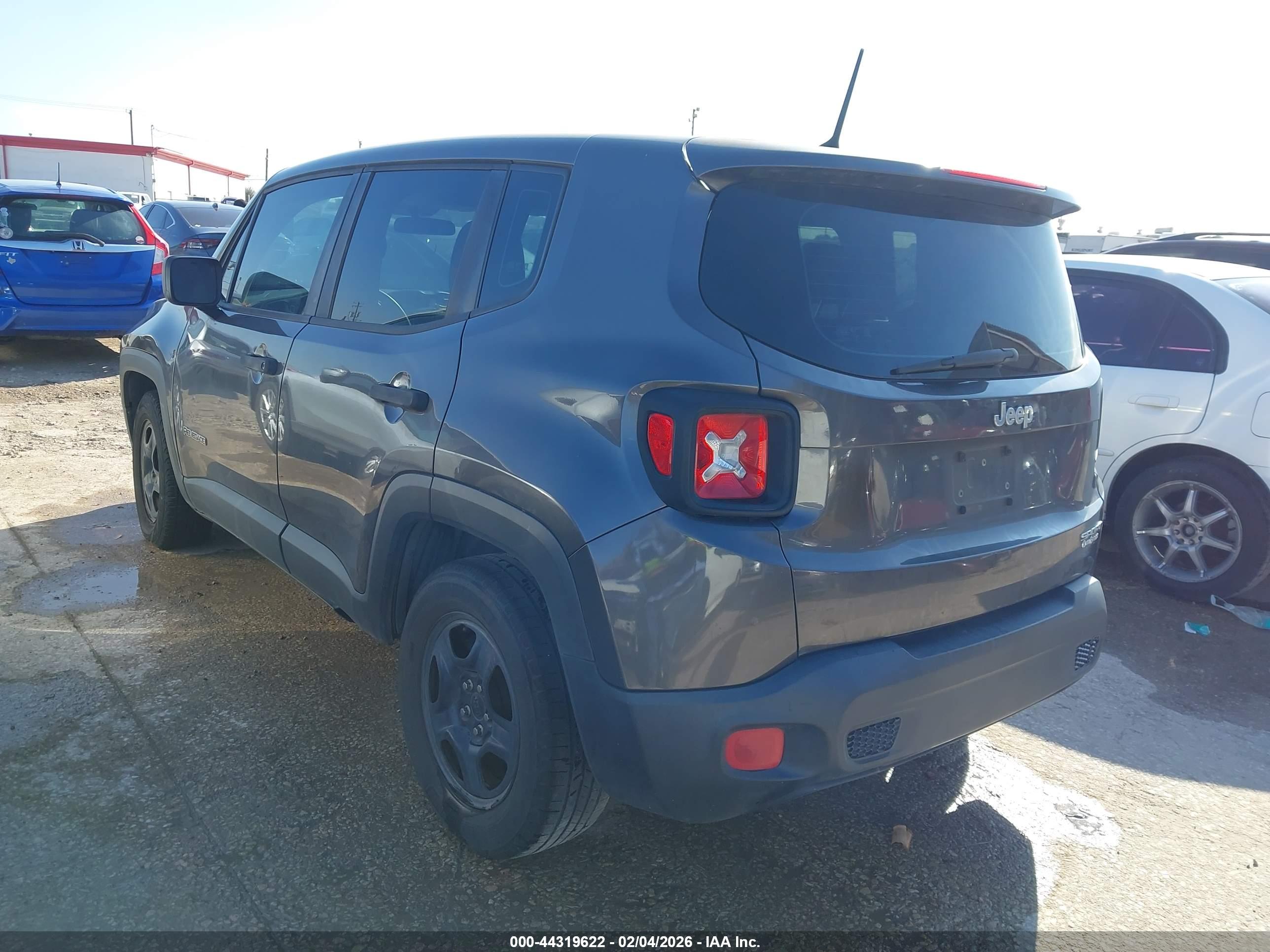 JEEP RENEGADE image 3