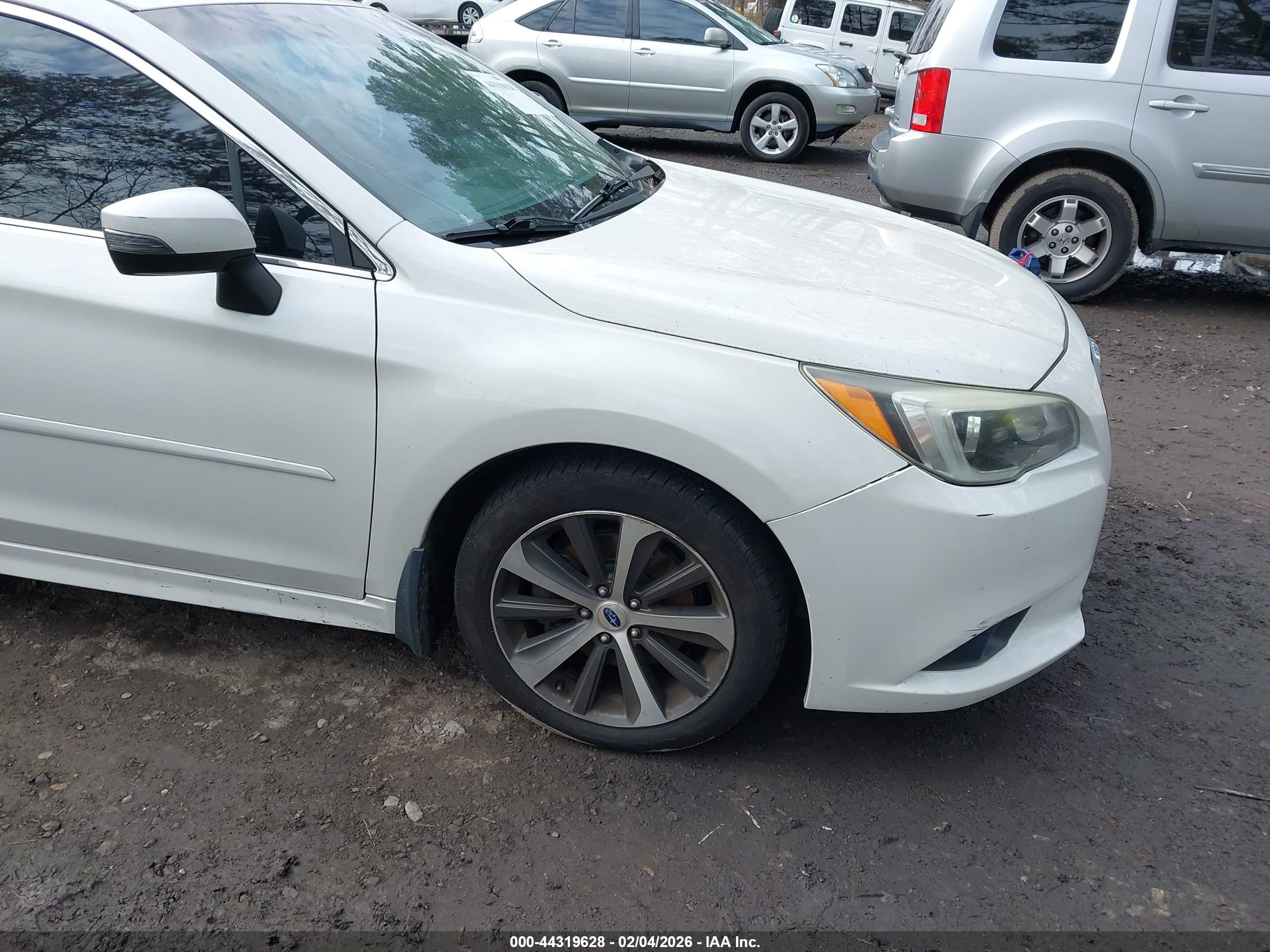 SUBARU LEGACY image 6