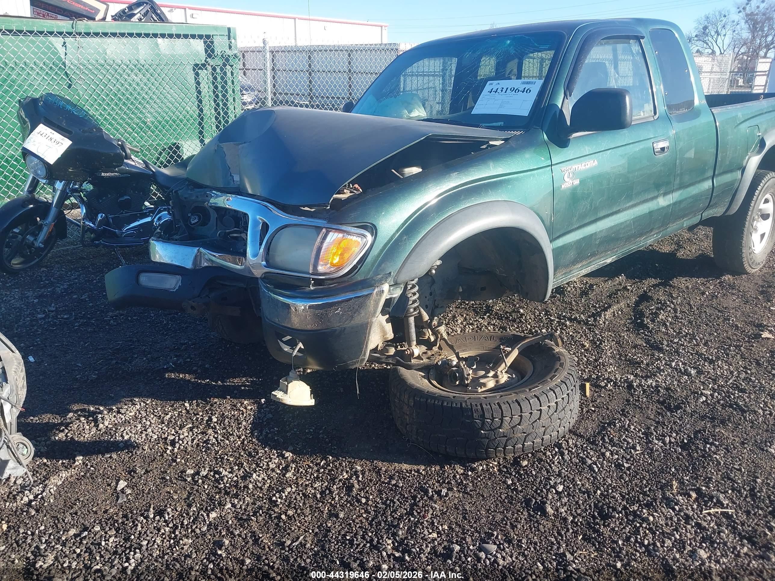 TOYOTA TACOMA image 6