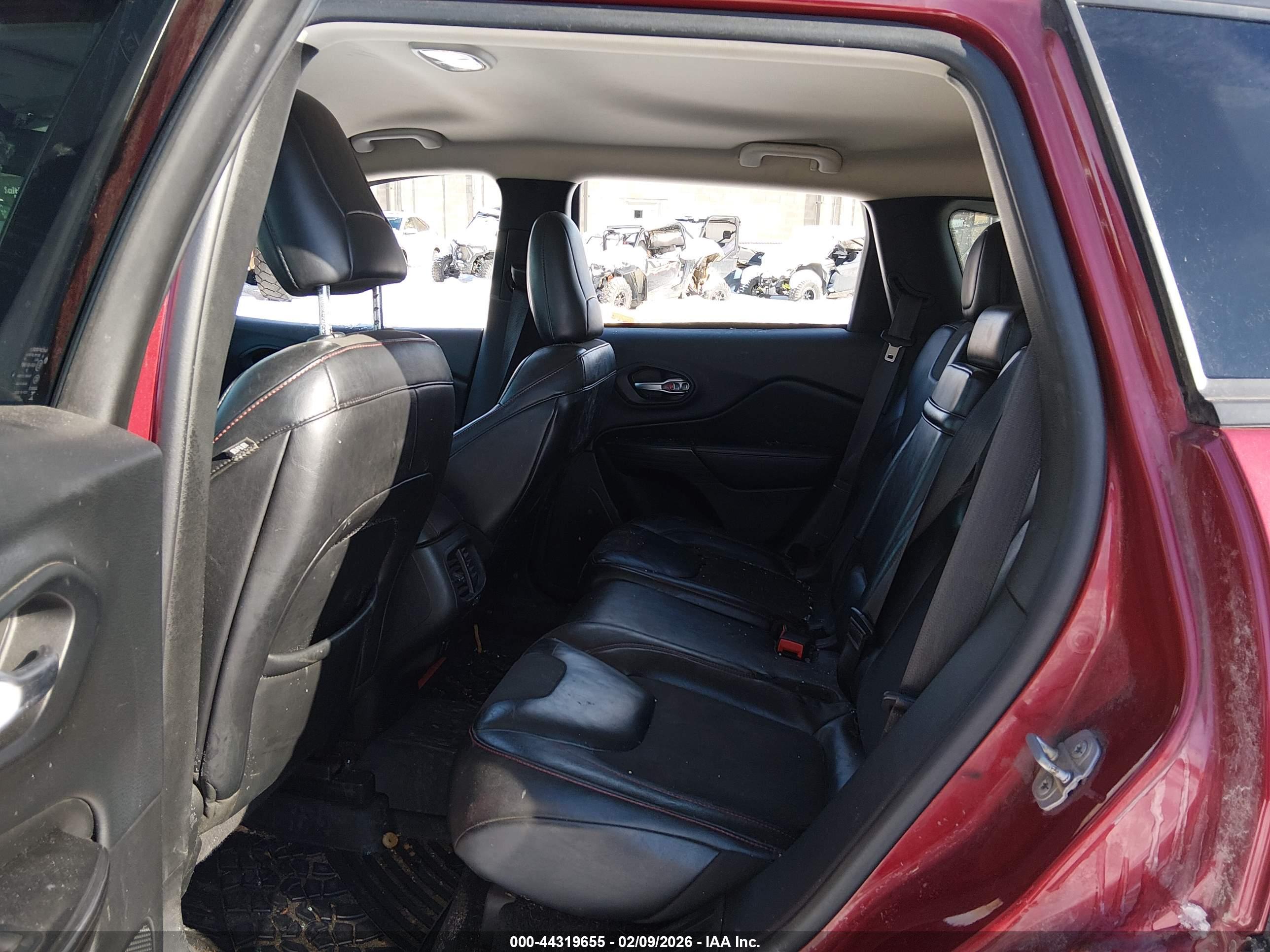 JEEP CHEROKEE image 8