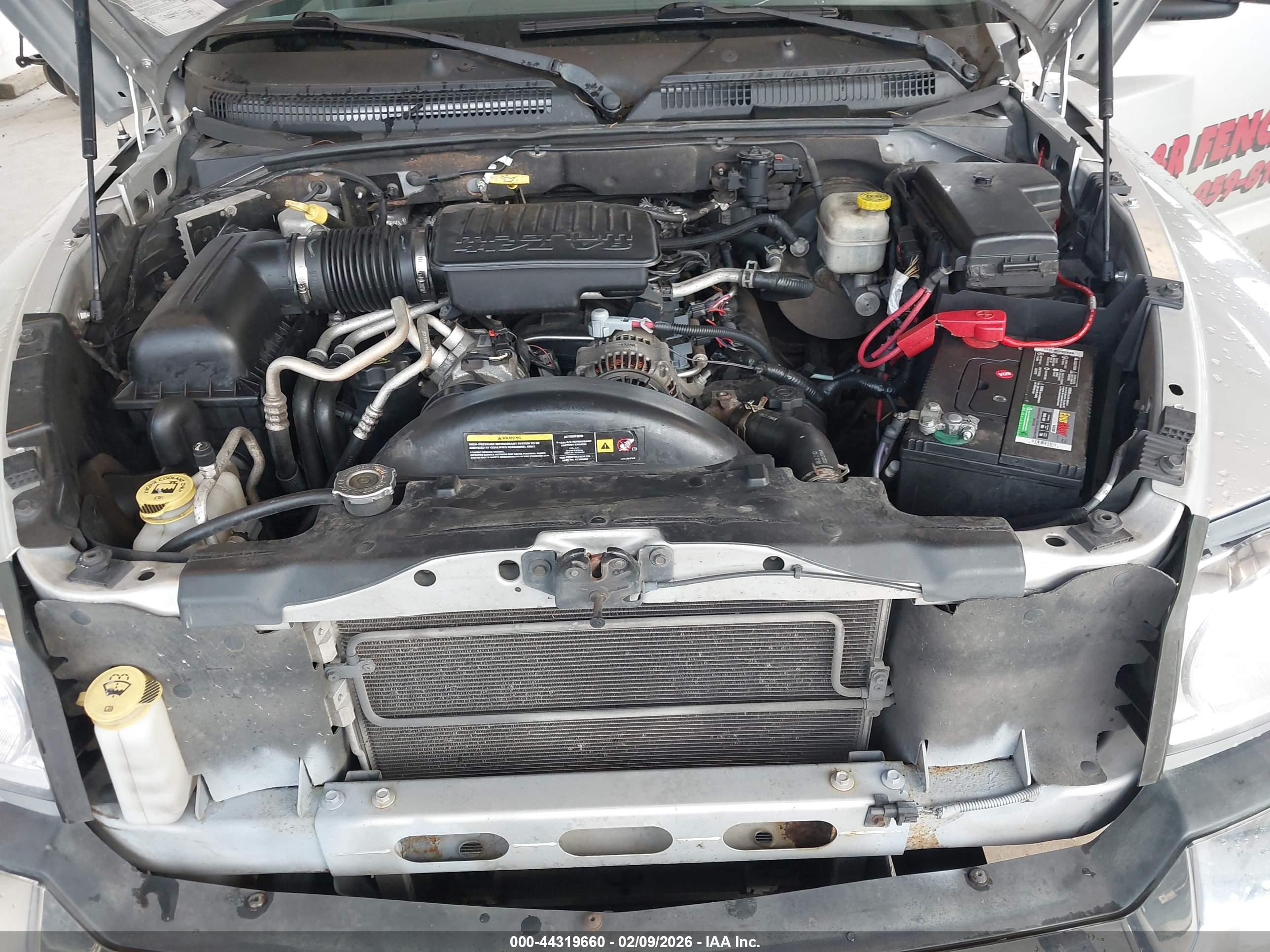 DODGE DAKOTA image 10
