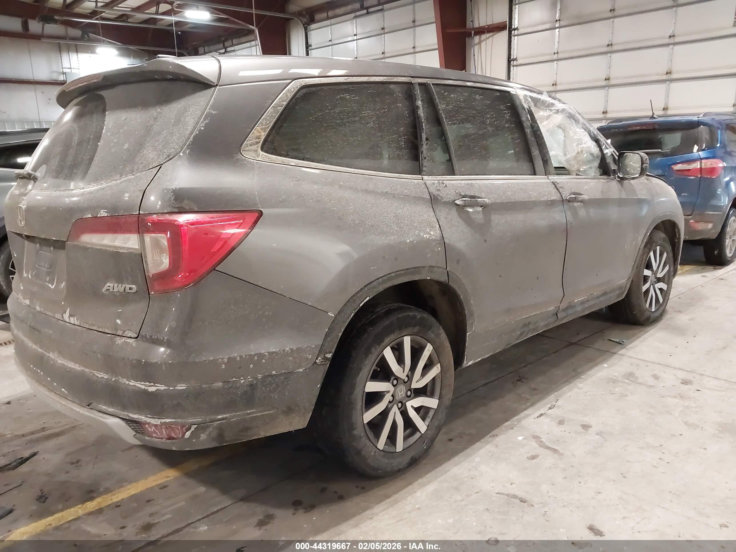 HONDA PILOT image 4