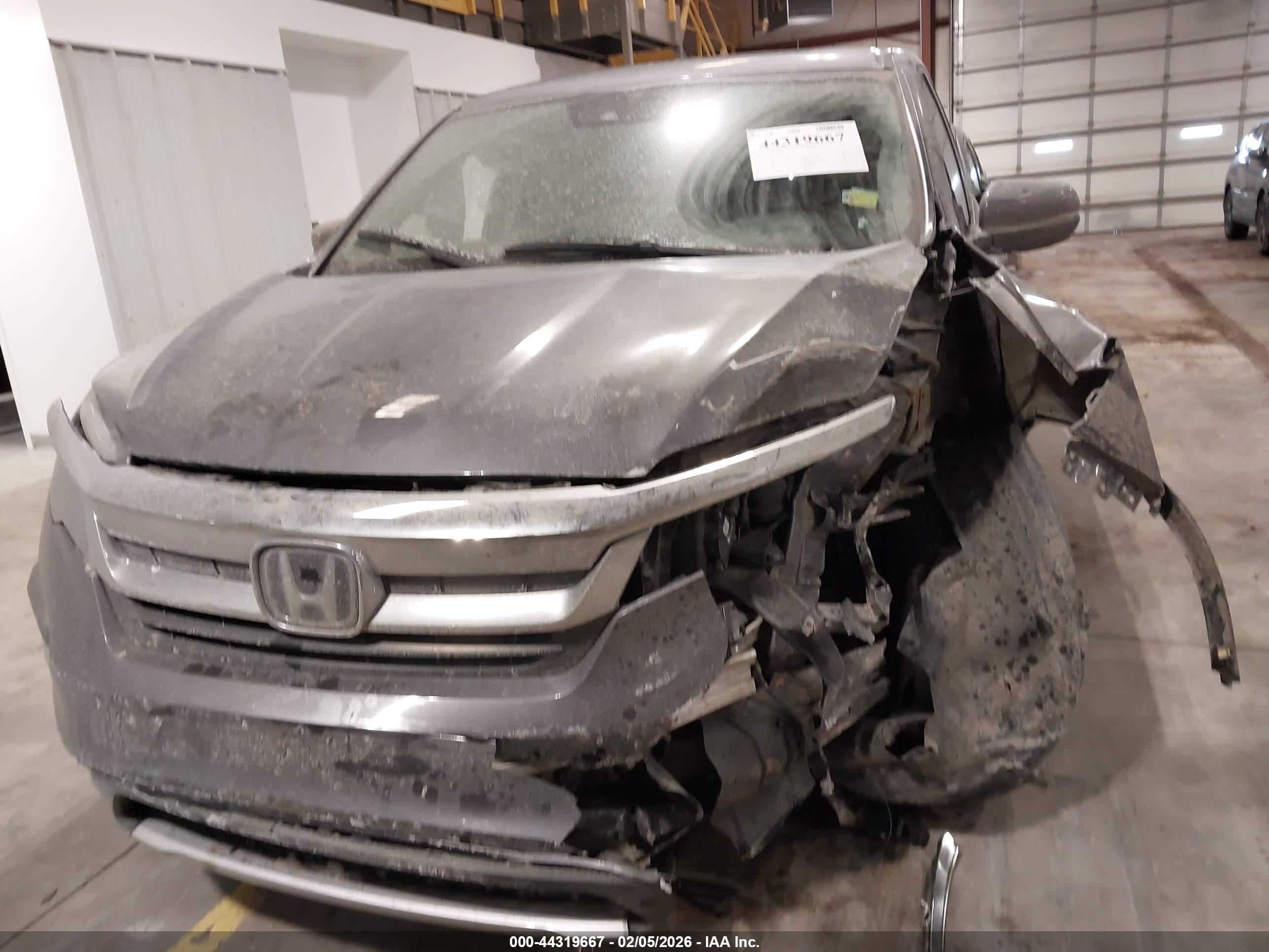 HONDA PILOT image 6