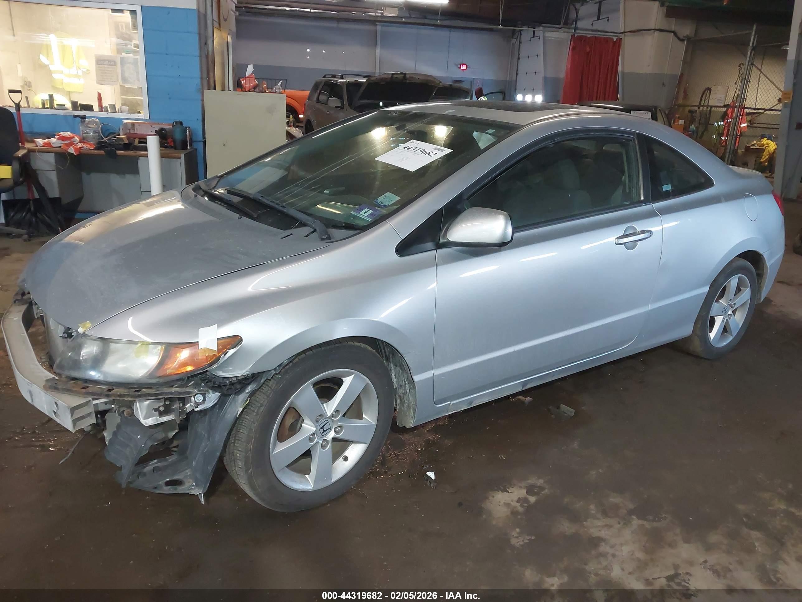 HONDA CIVIC image 2