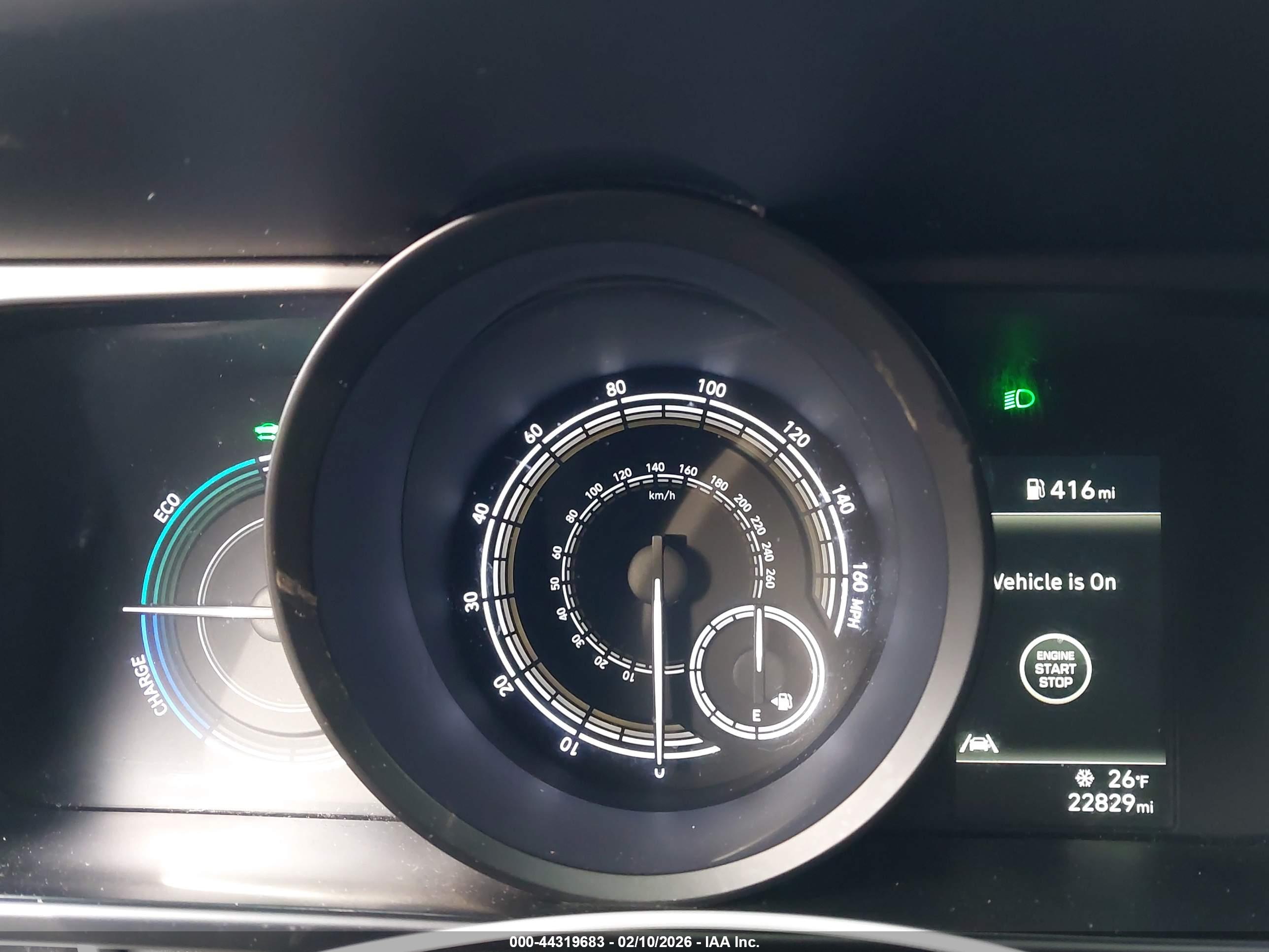 HYUNDAI ELANTRA image 7
