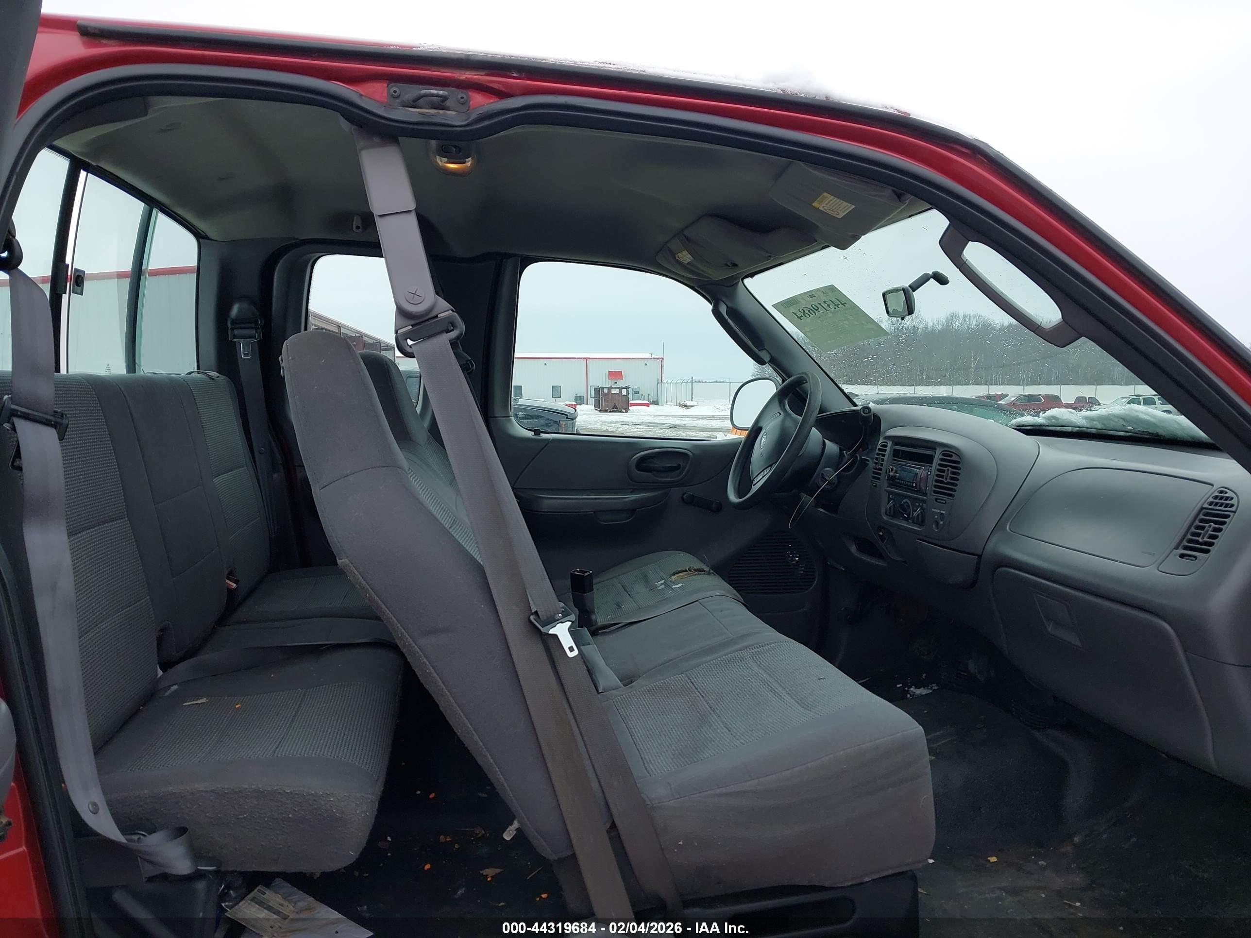FORD F-150 image 8