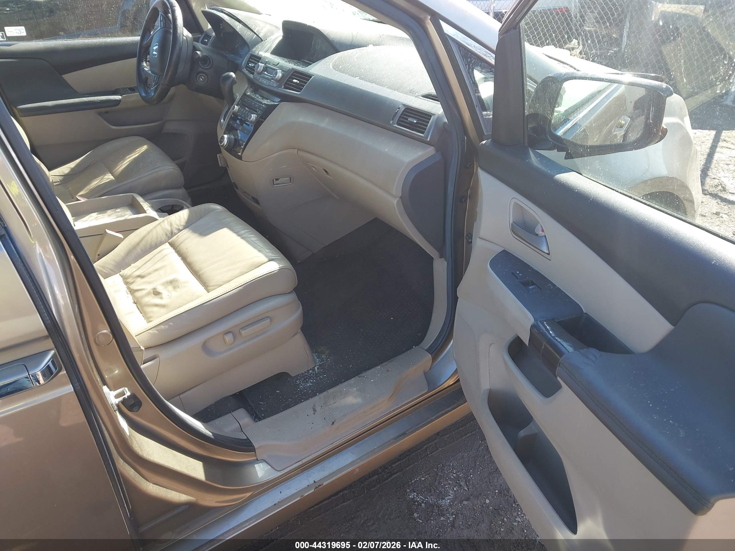 HONDA ODYSSEY image 5