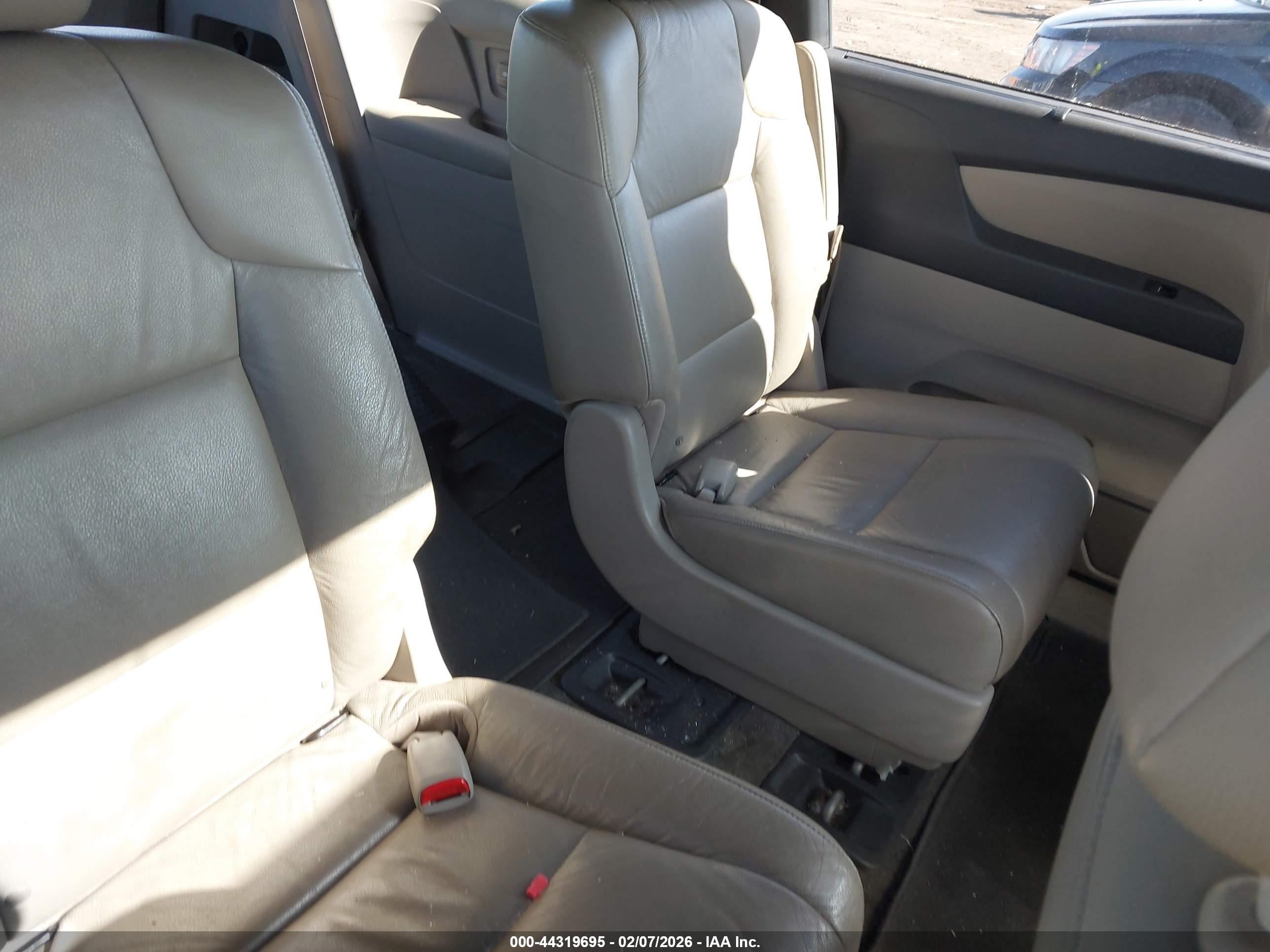 HONDA ODYSSEY image 8