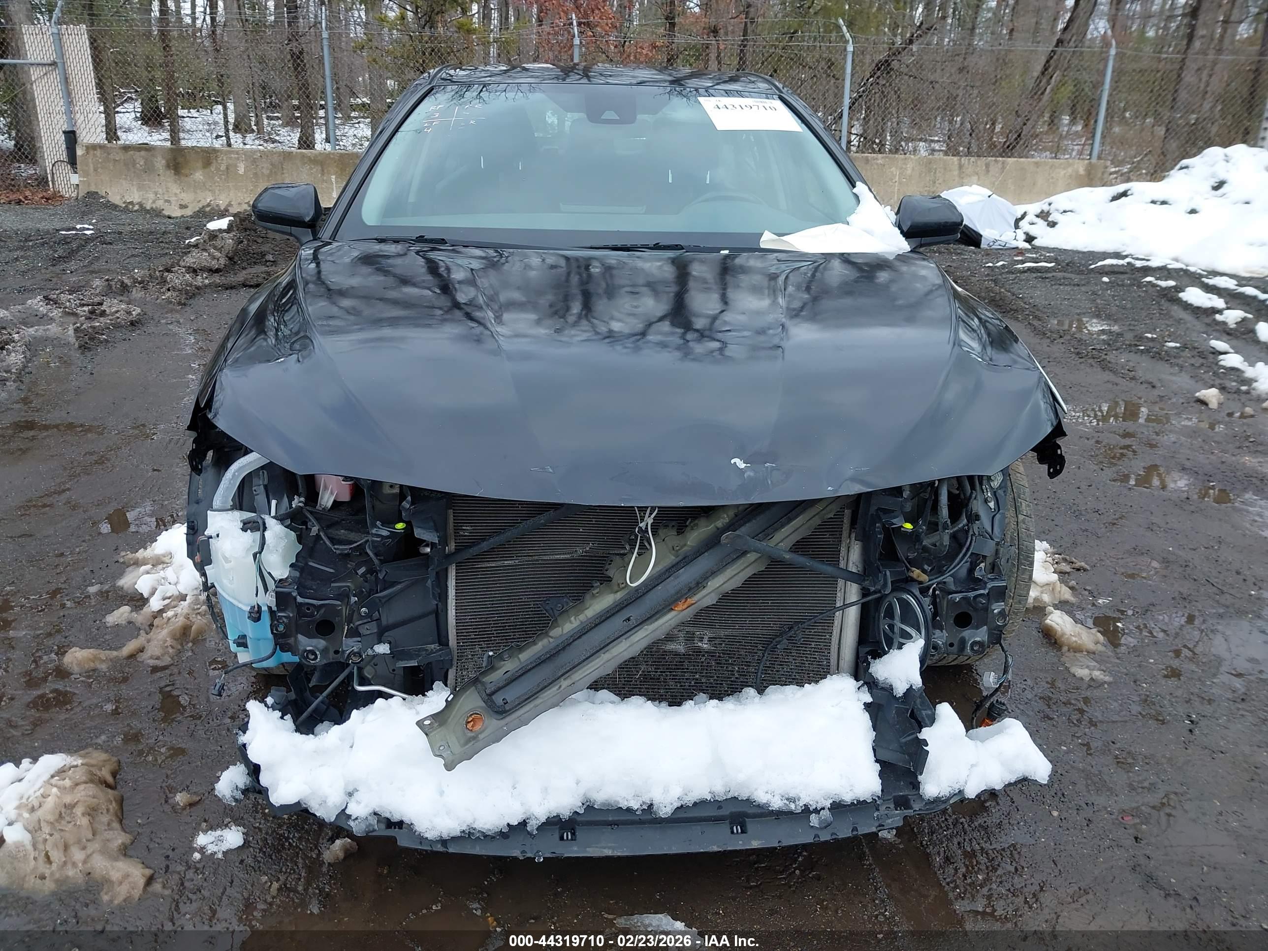 TOYOTA CAMRY image 6