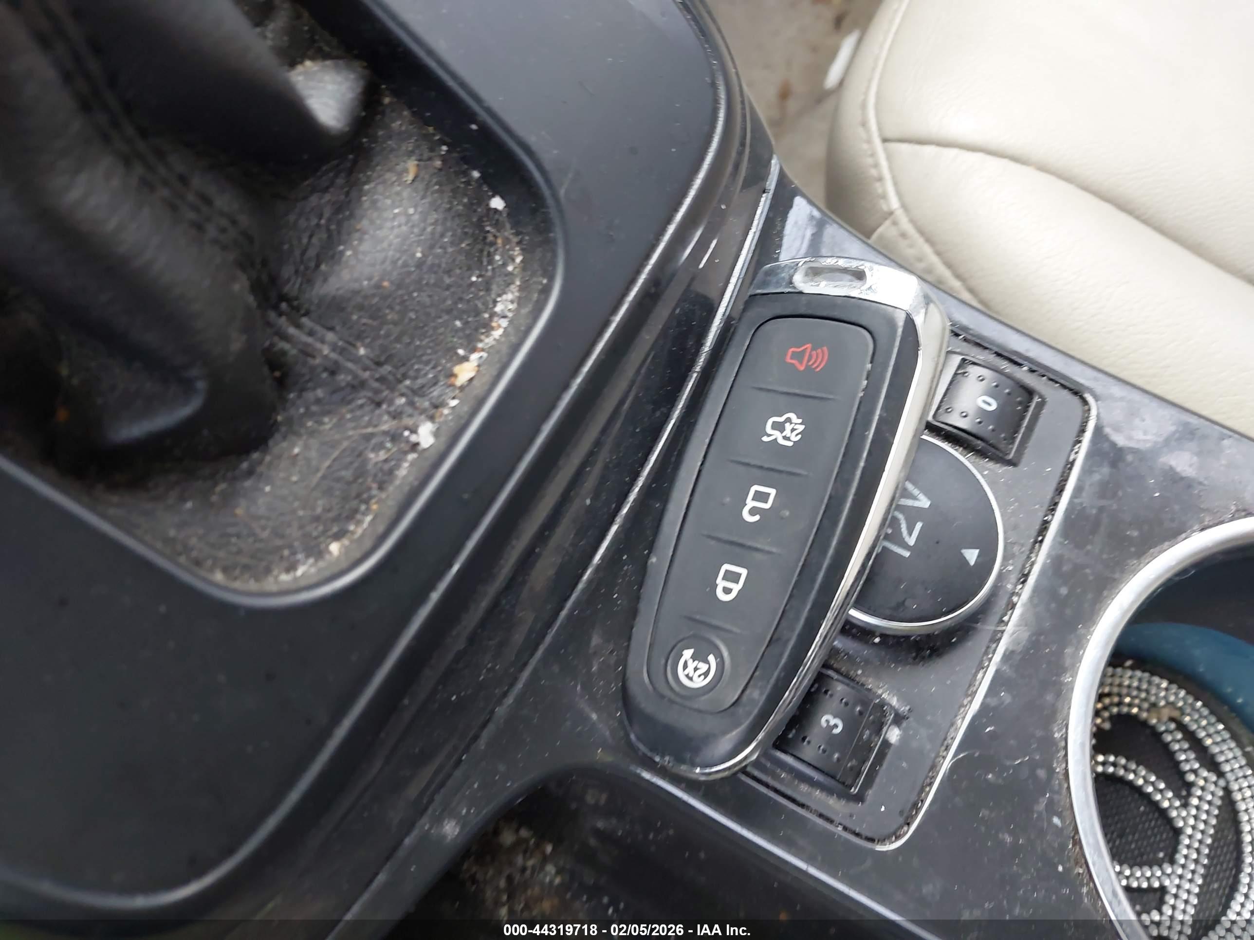FORD ESCAPE image 11