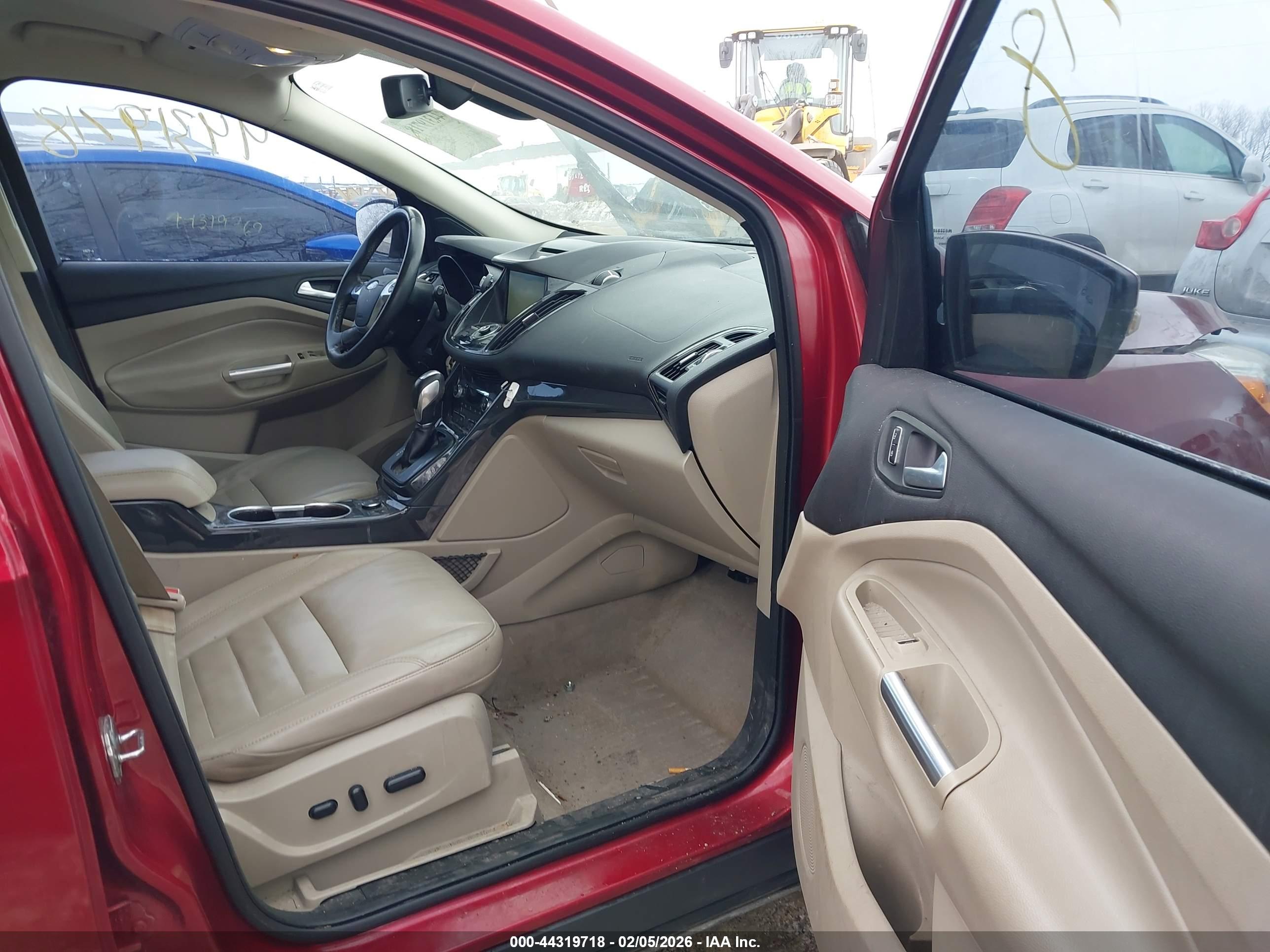 FORD ESCAPE image 5