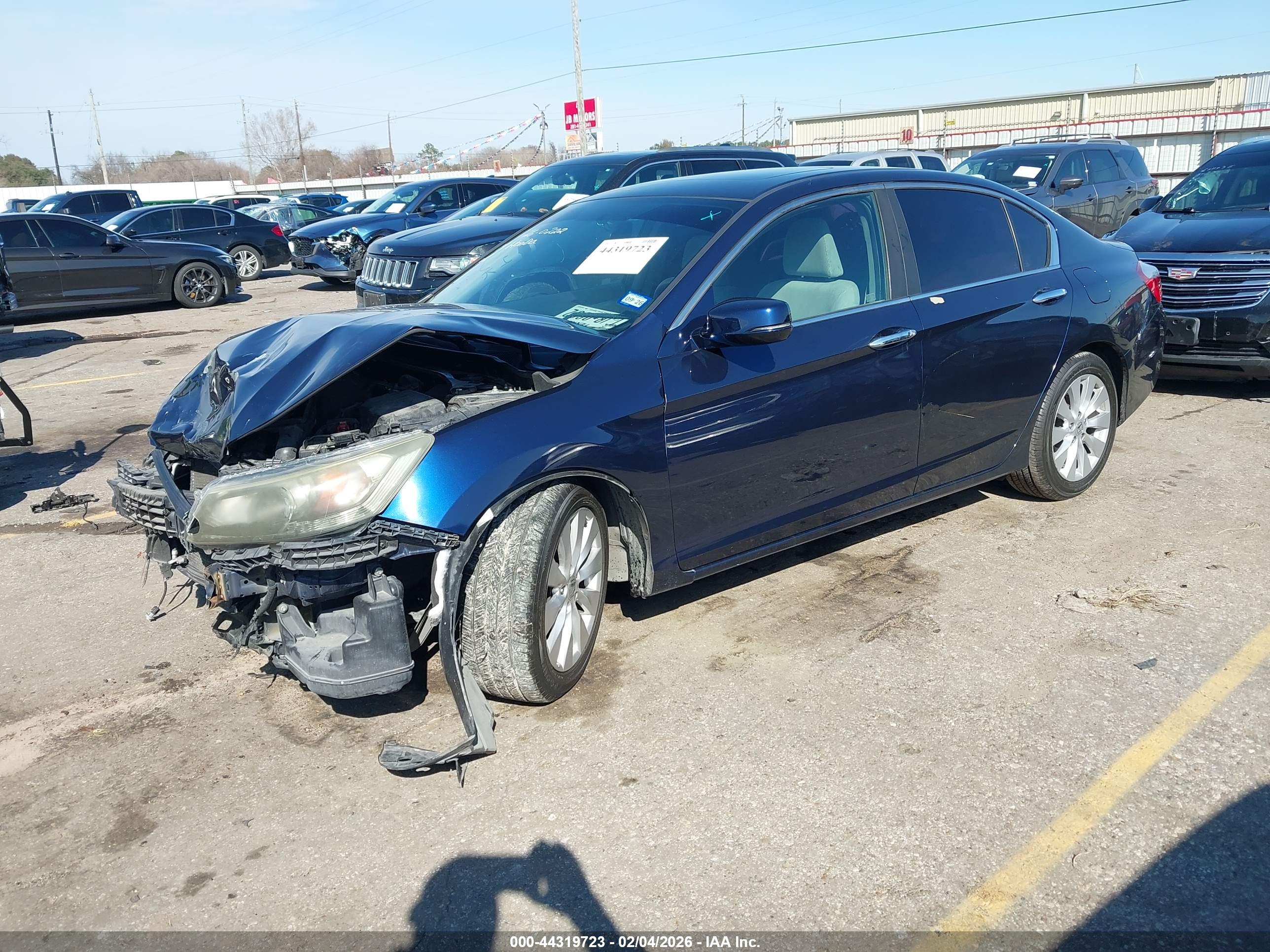 HONDA ACCORD image 2