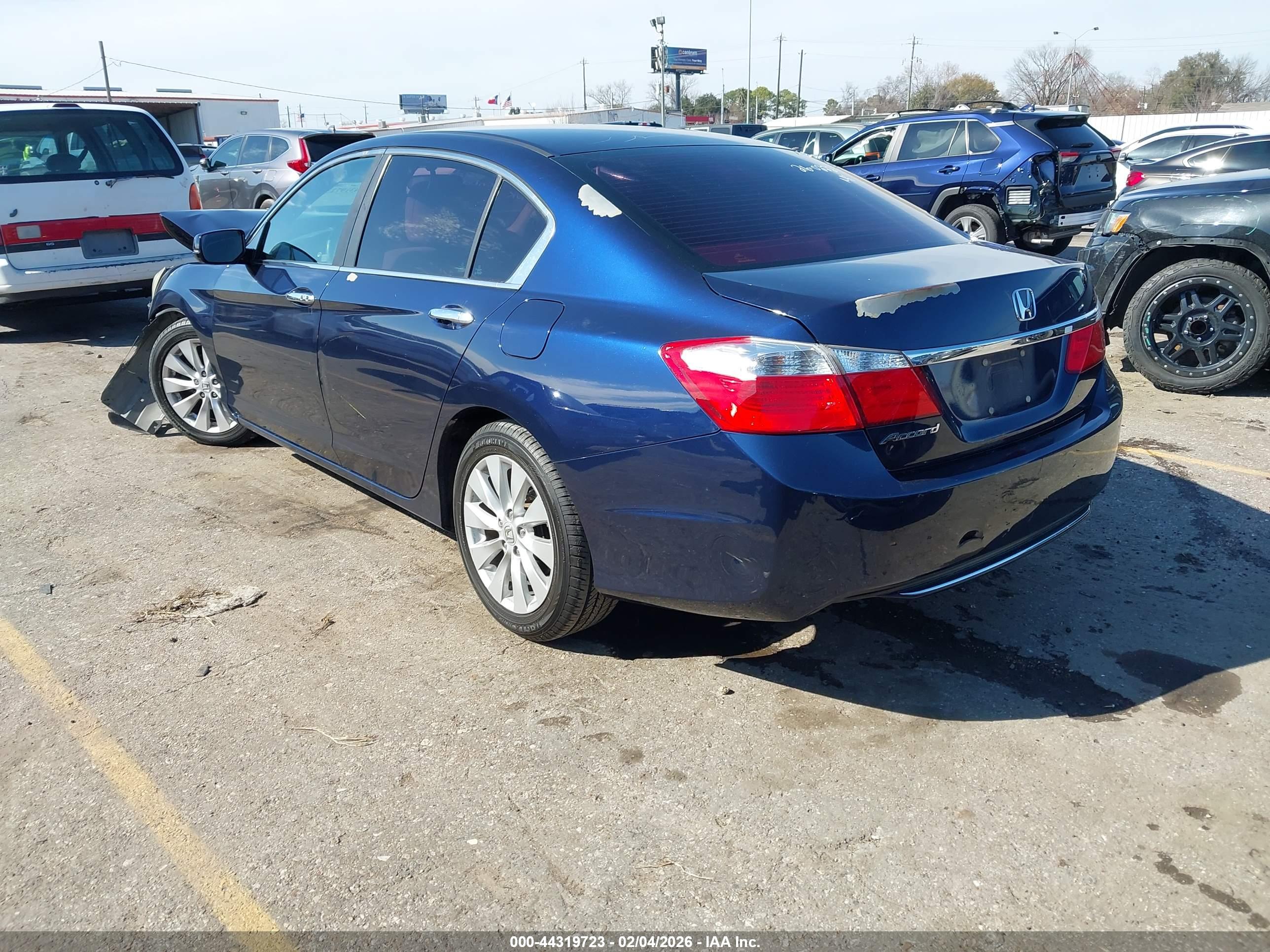 HONDA ACCORD image 3