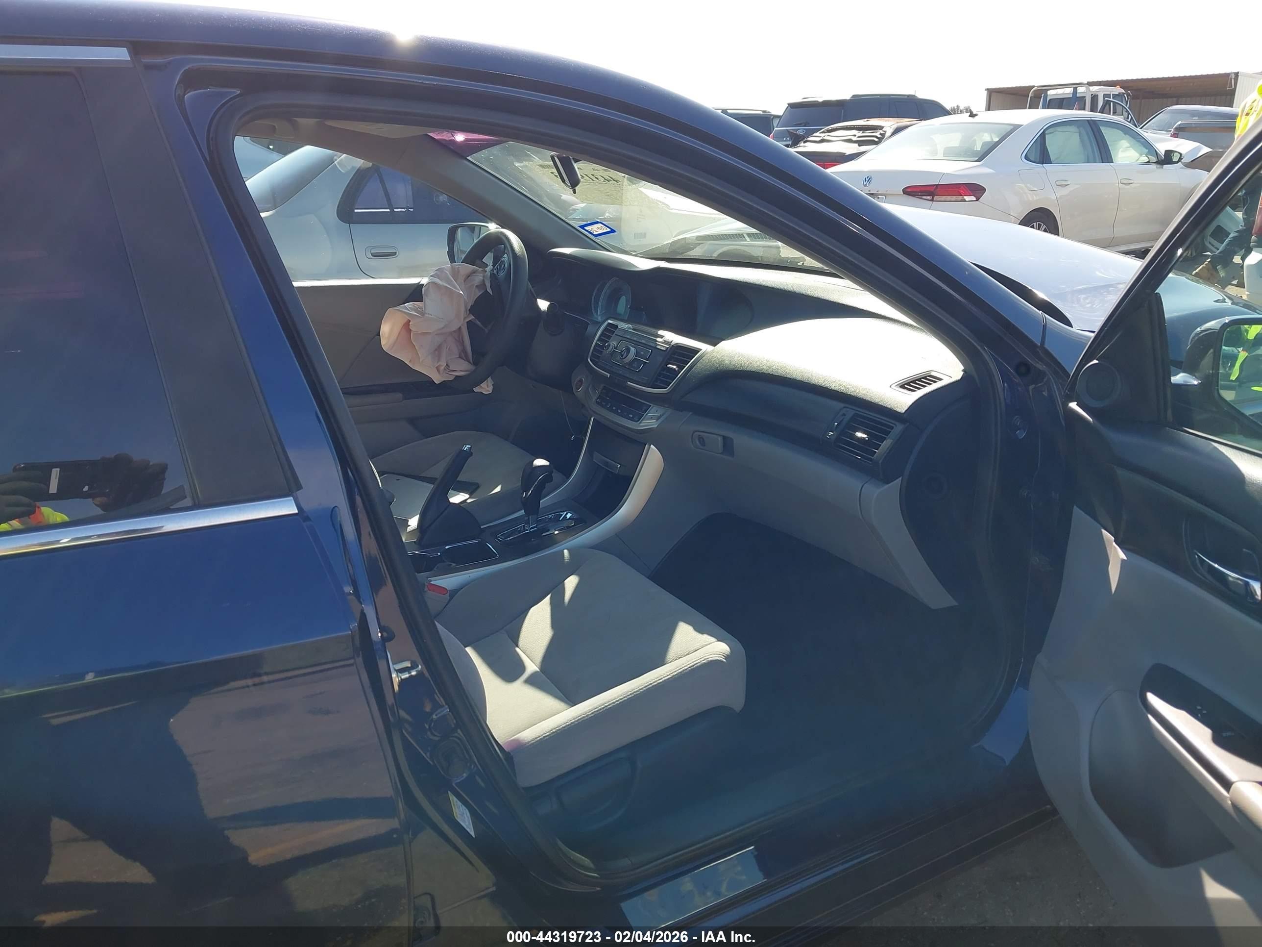 HONDA ACCORD image 5