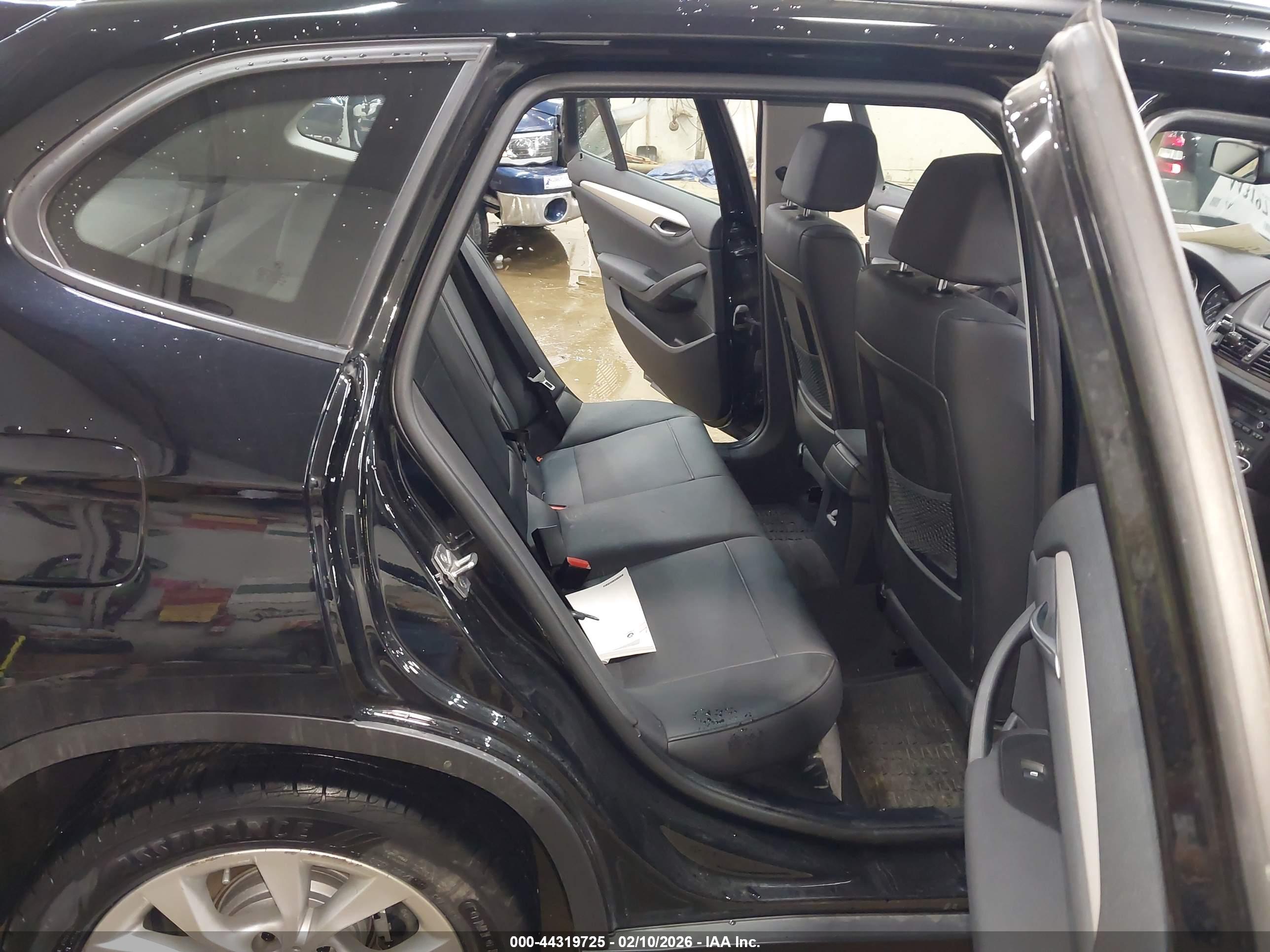 BMW X1 image 8