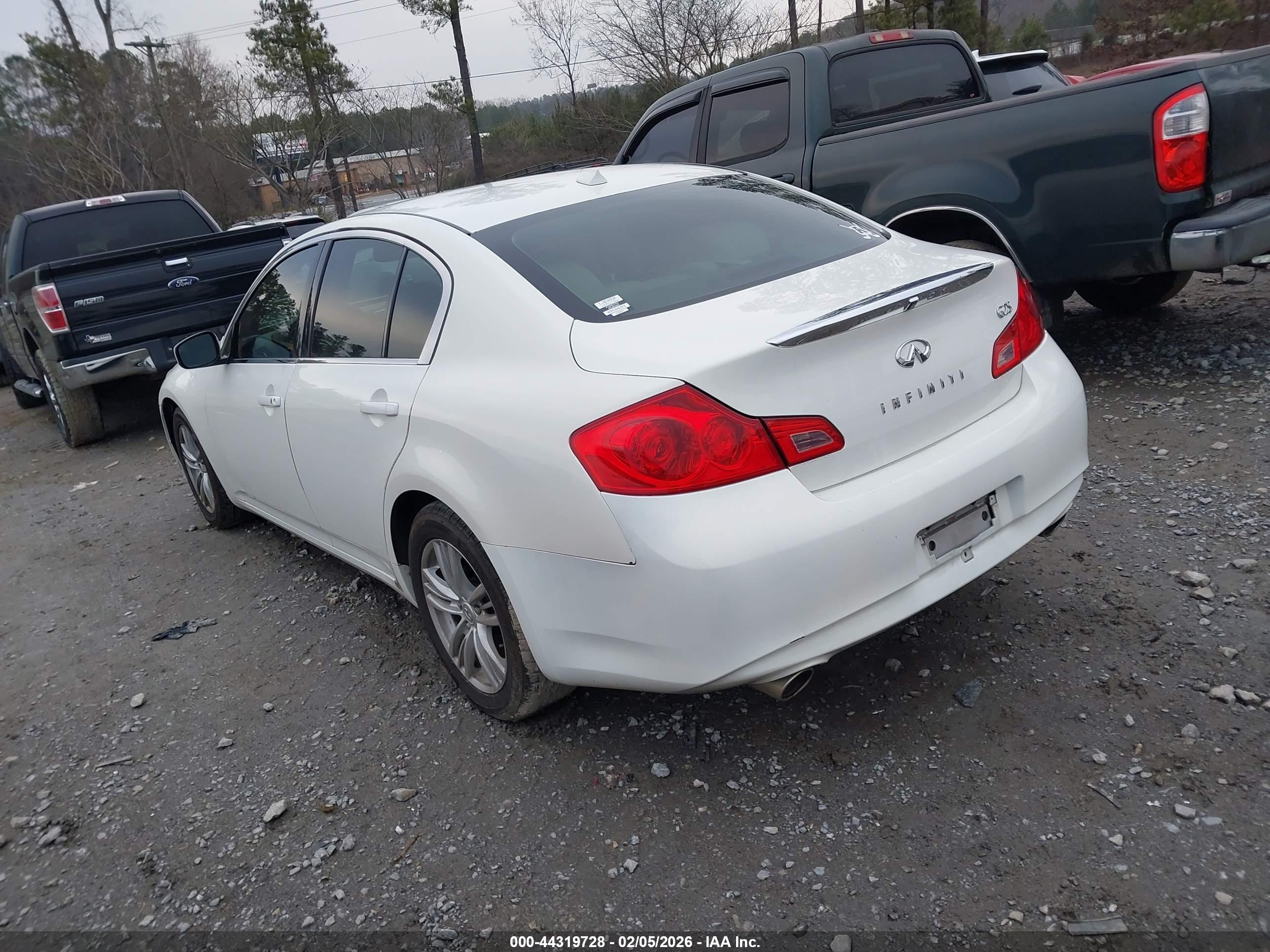 INFINITI G25 image 3