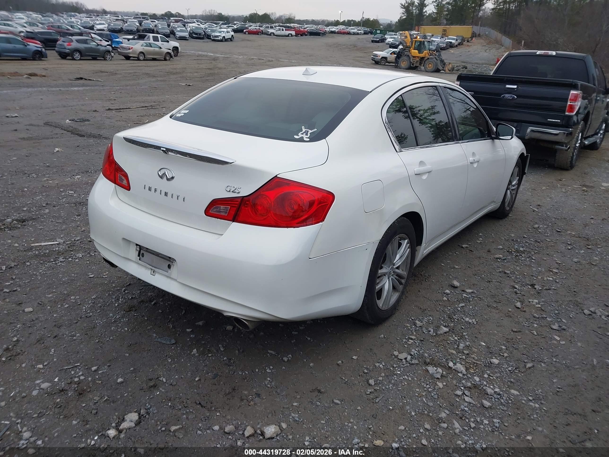 INFINITI G25 image 4