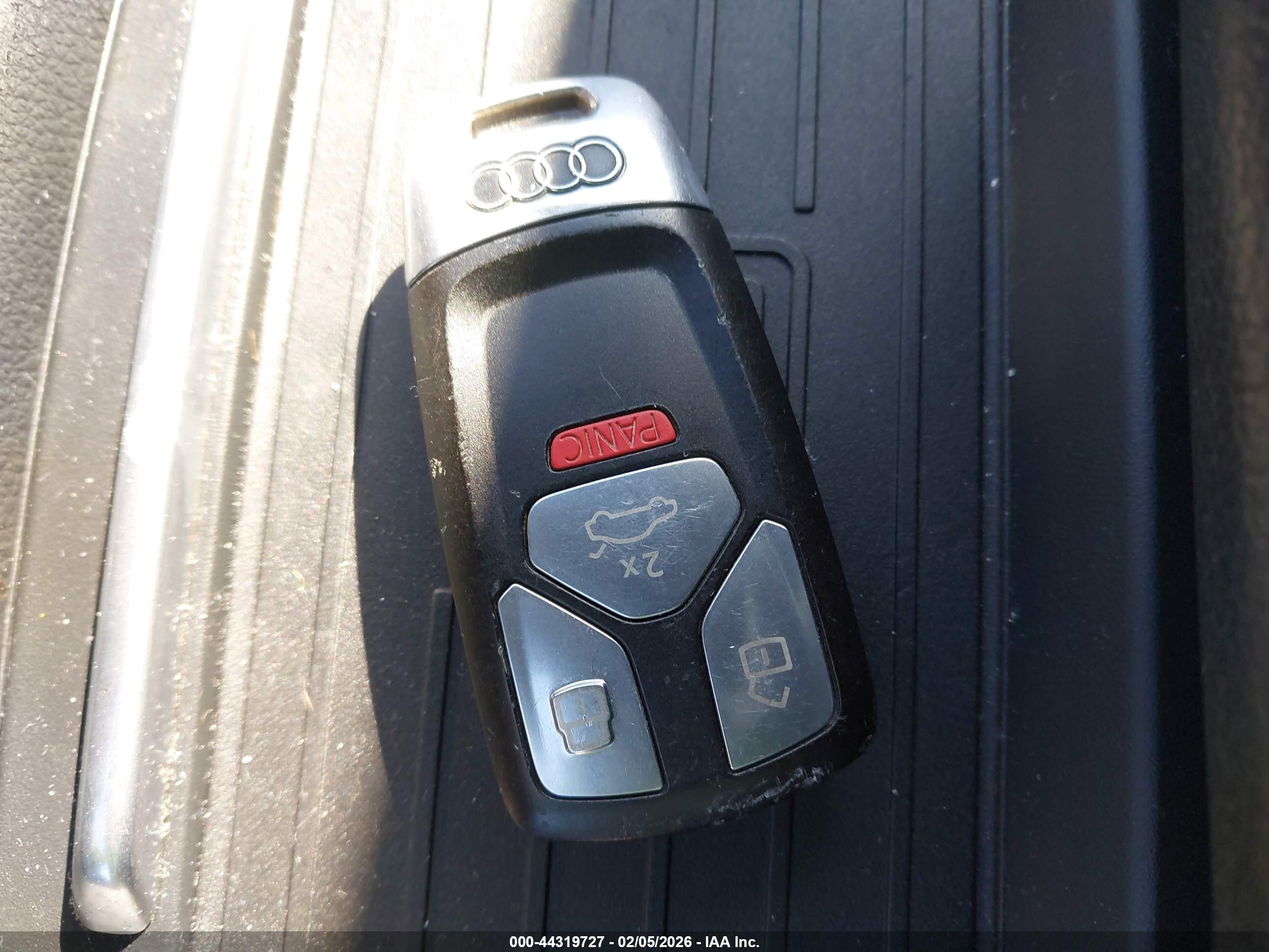 AUDI Q5 image 11