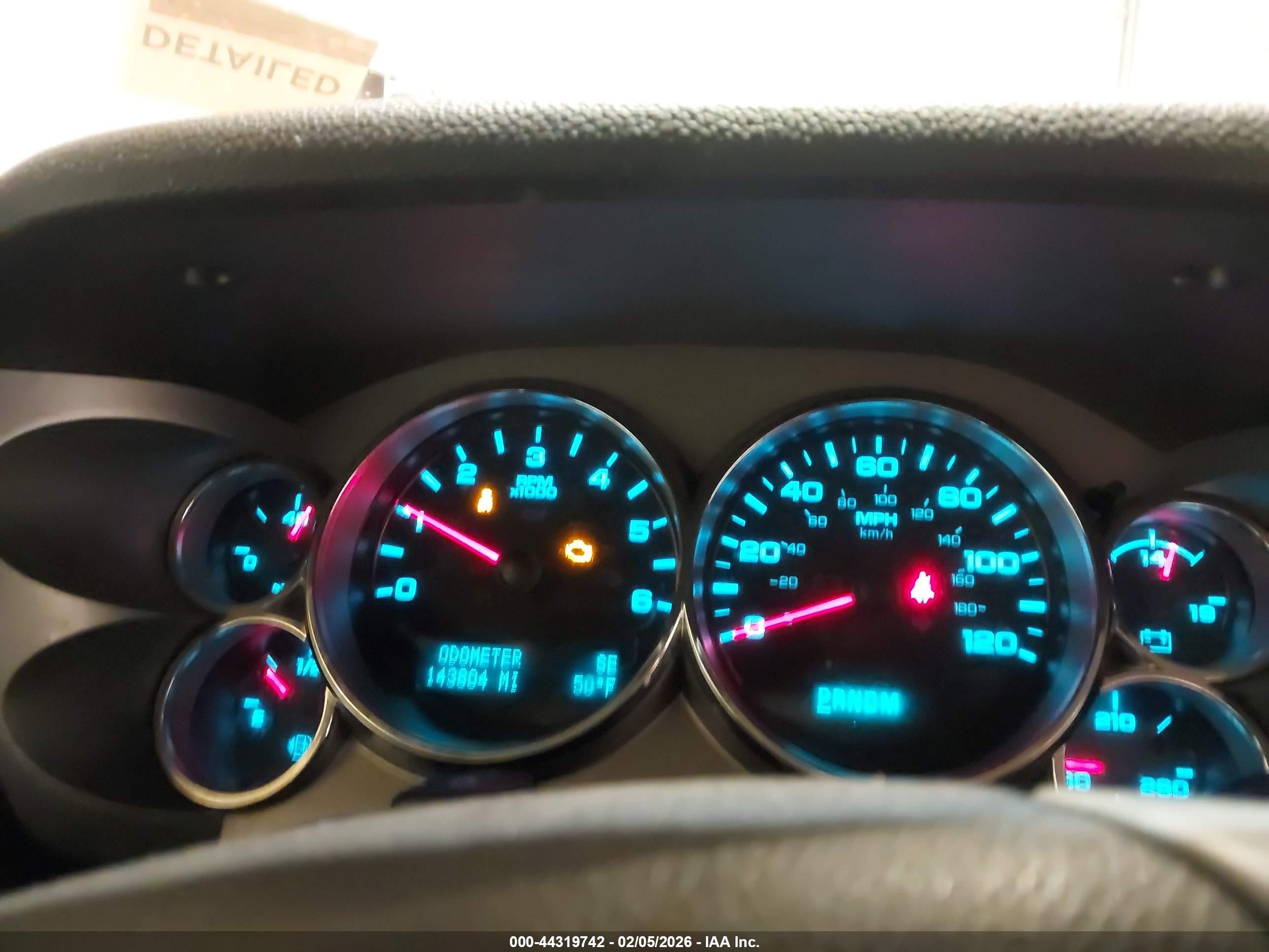 CHEVROLET SILVERADO image 7