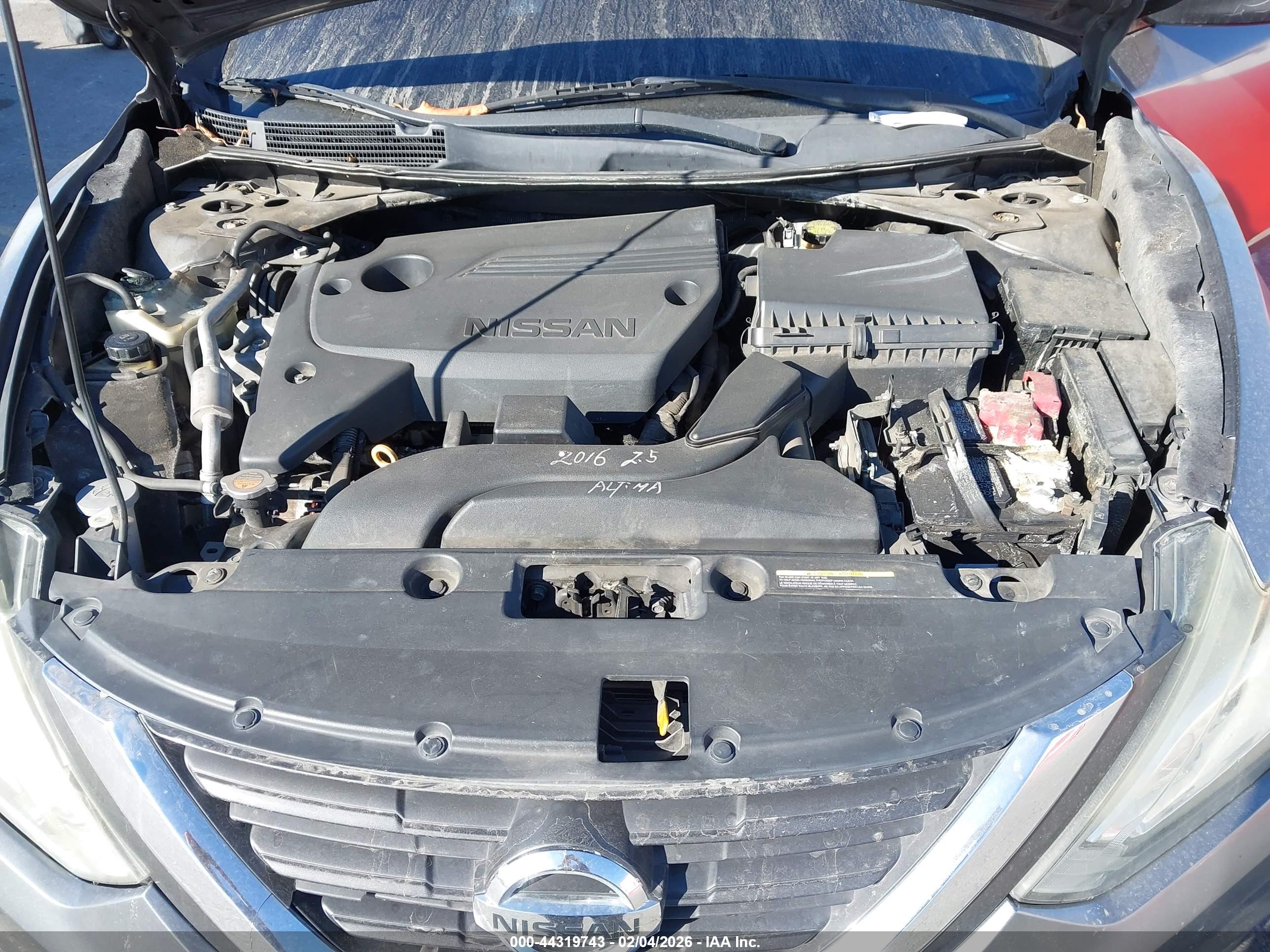 NISSAN ALTIMA image 10