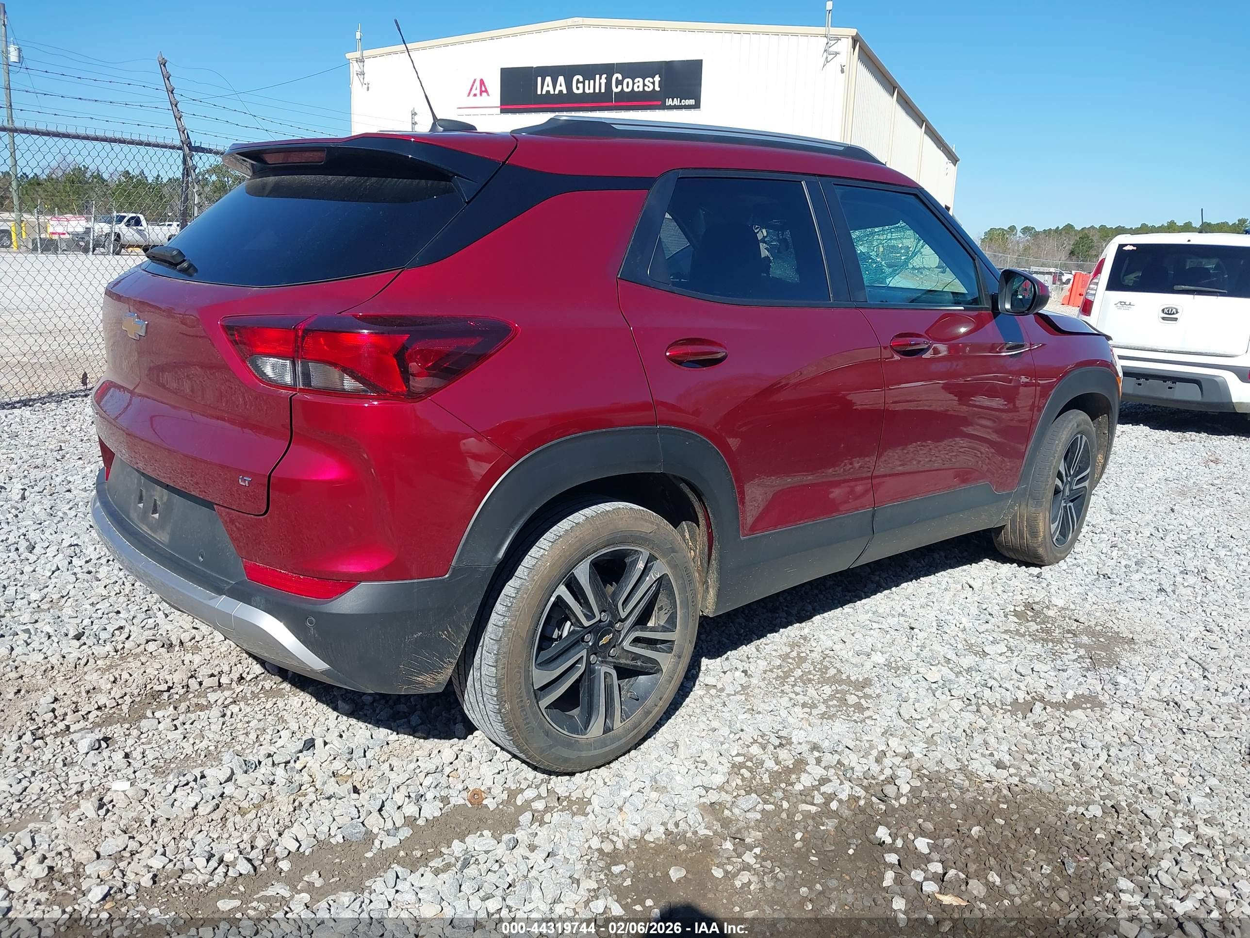 CHEVROLET TRAILBLAZER image 4