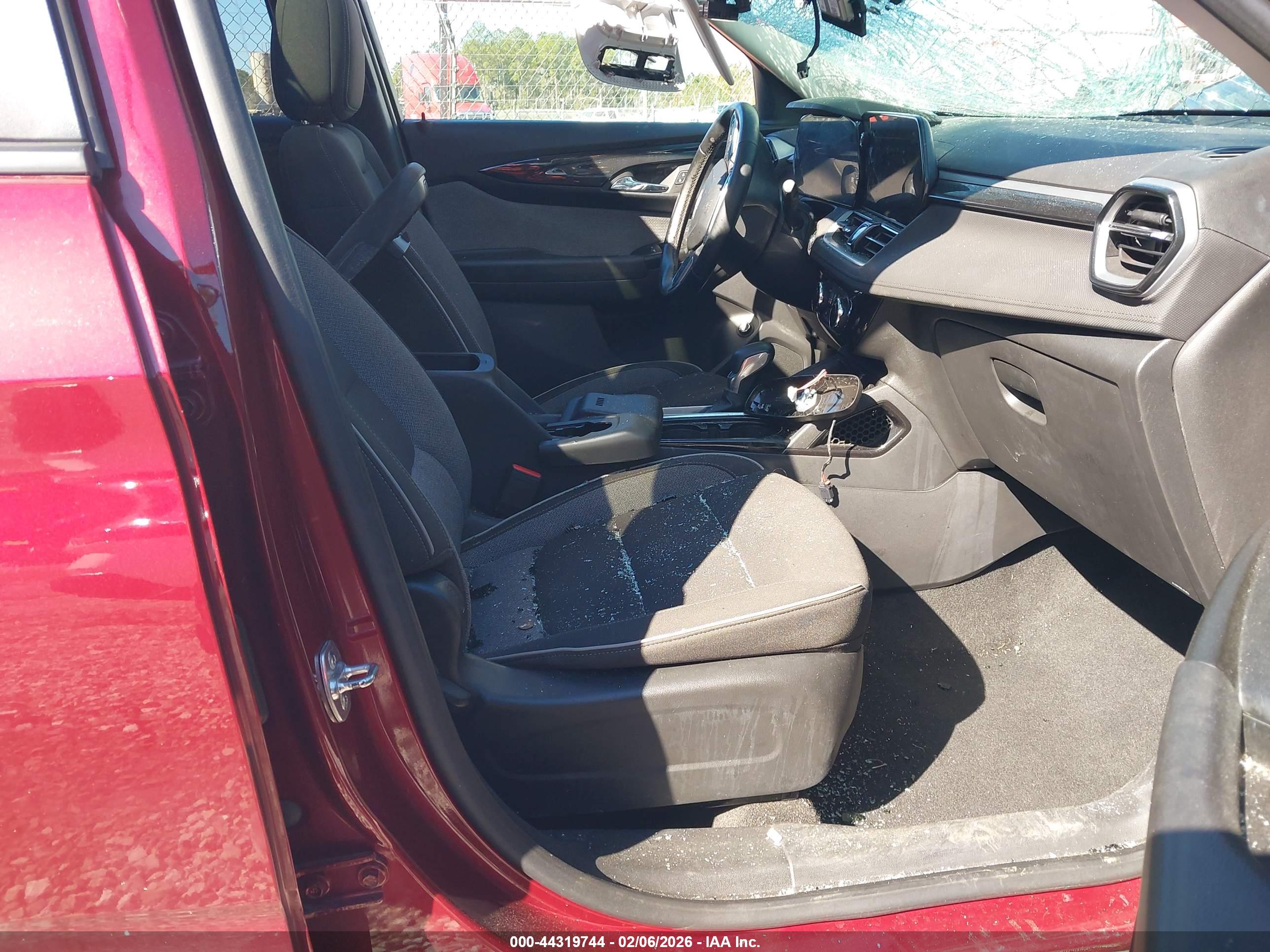 CHEVROLET TRAILBLAZER image 5