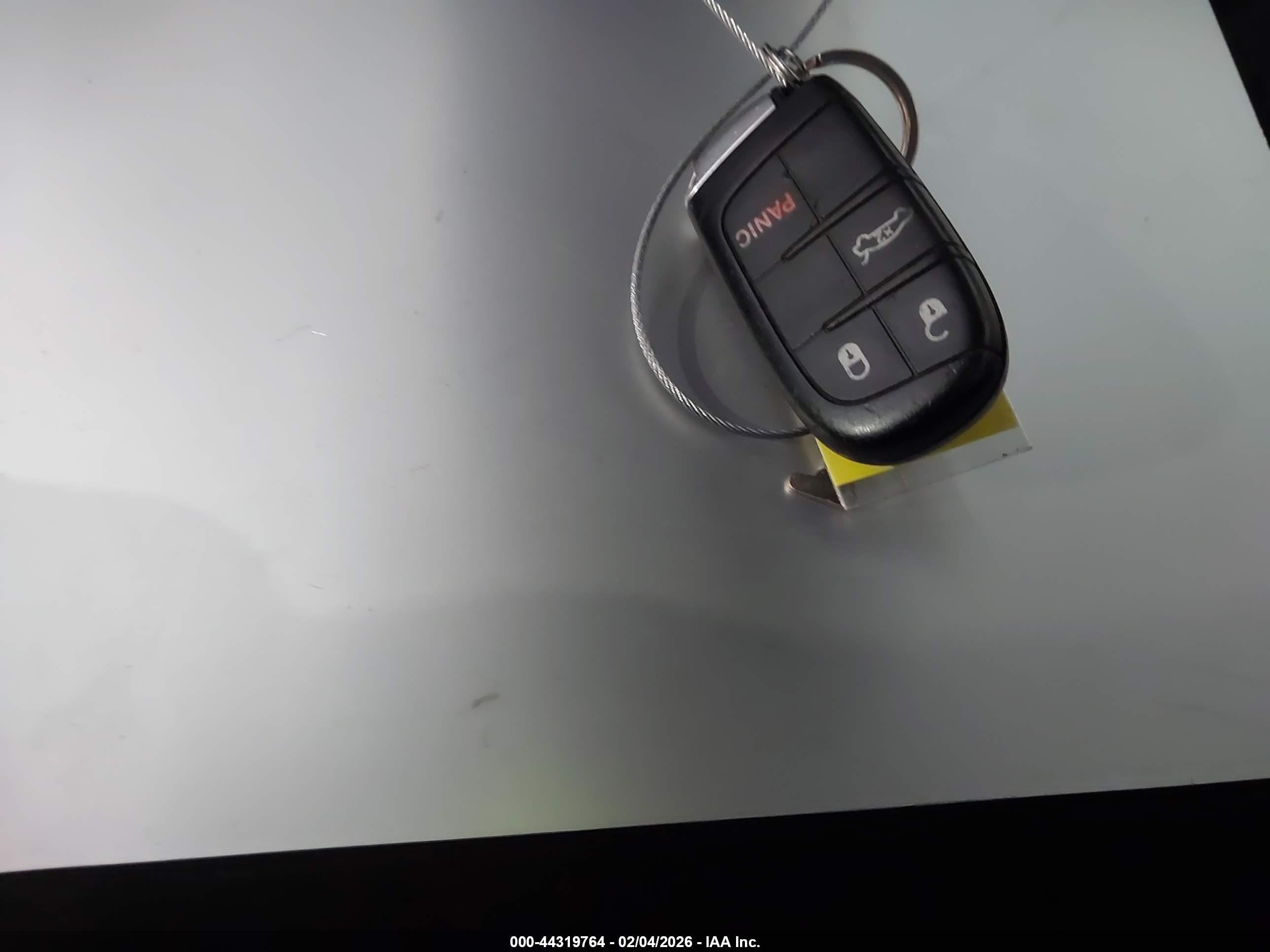 DODGE CHALLENGER image 11