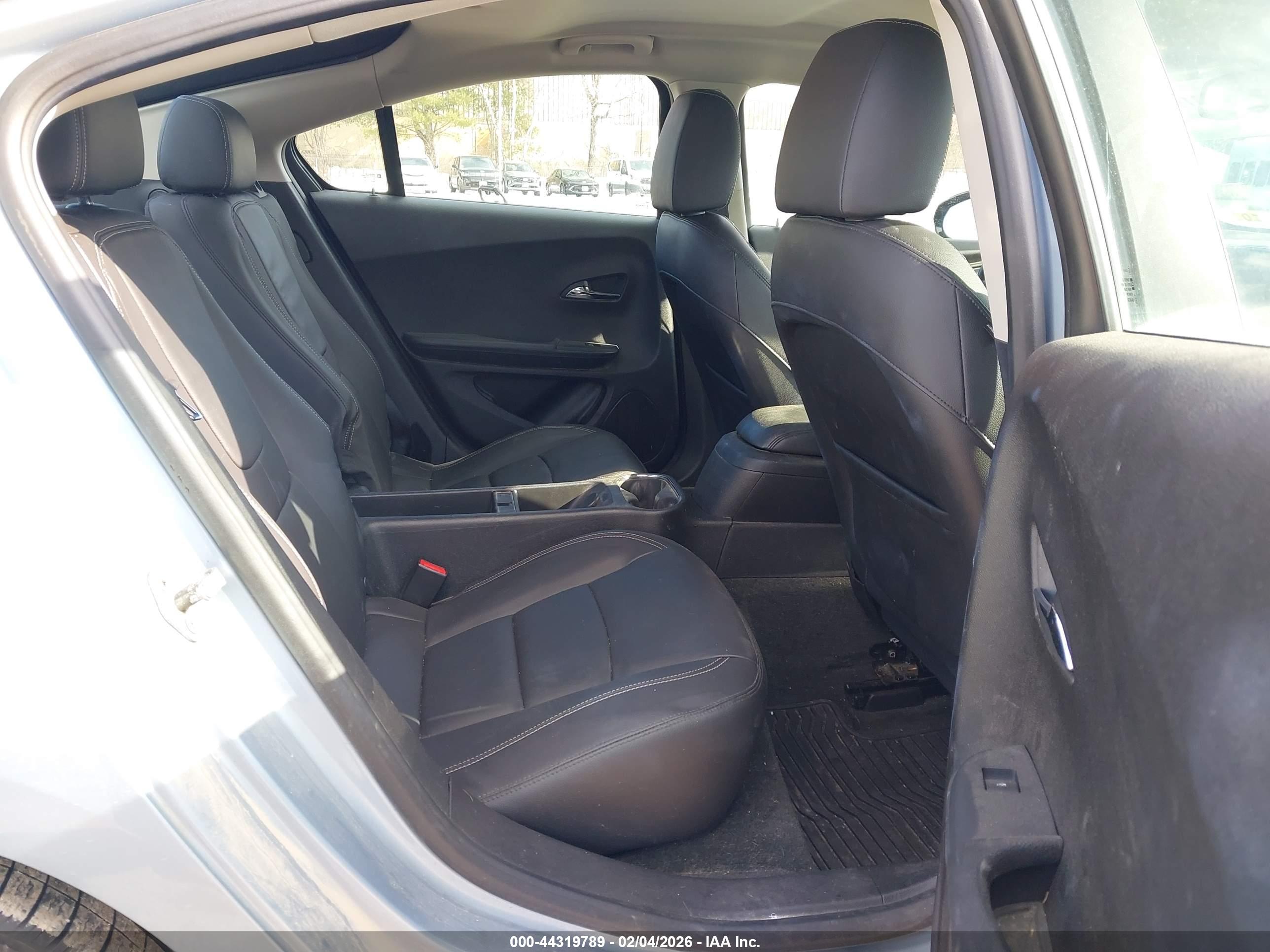 CHEVROLET VOLT image 8