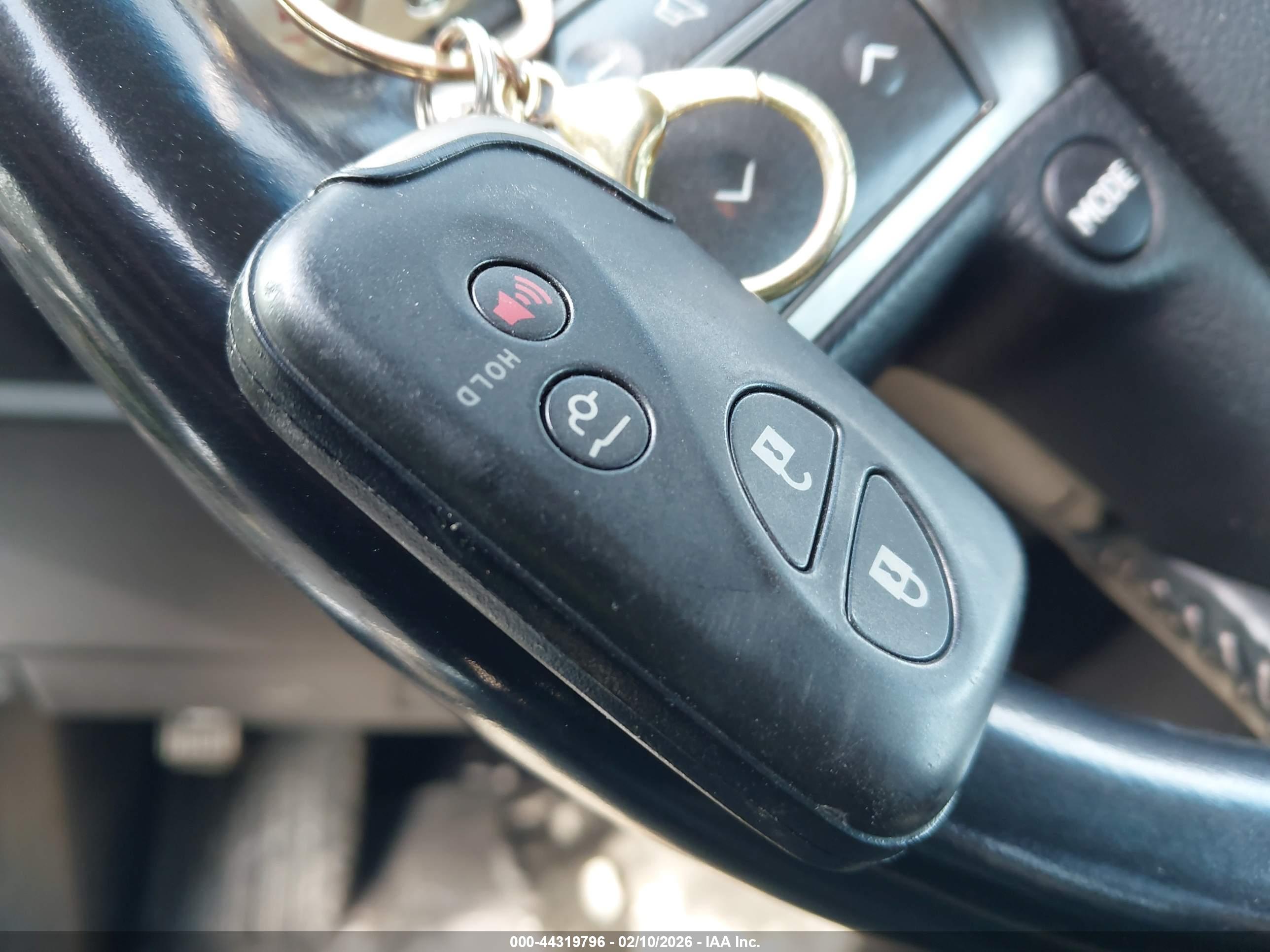 LEXUS GX image 11