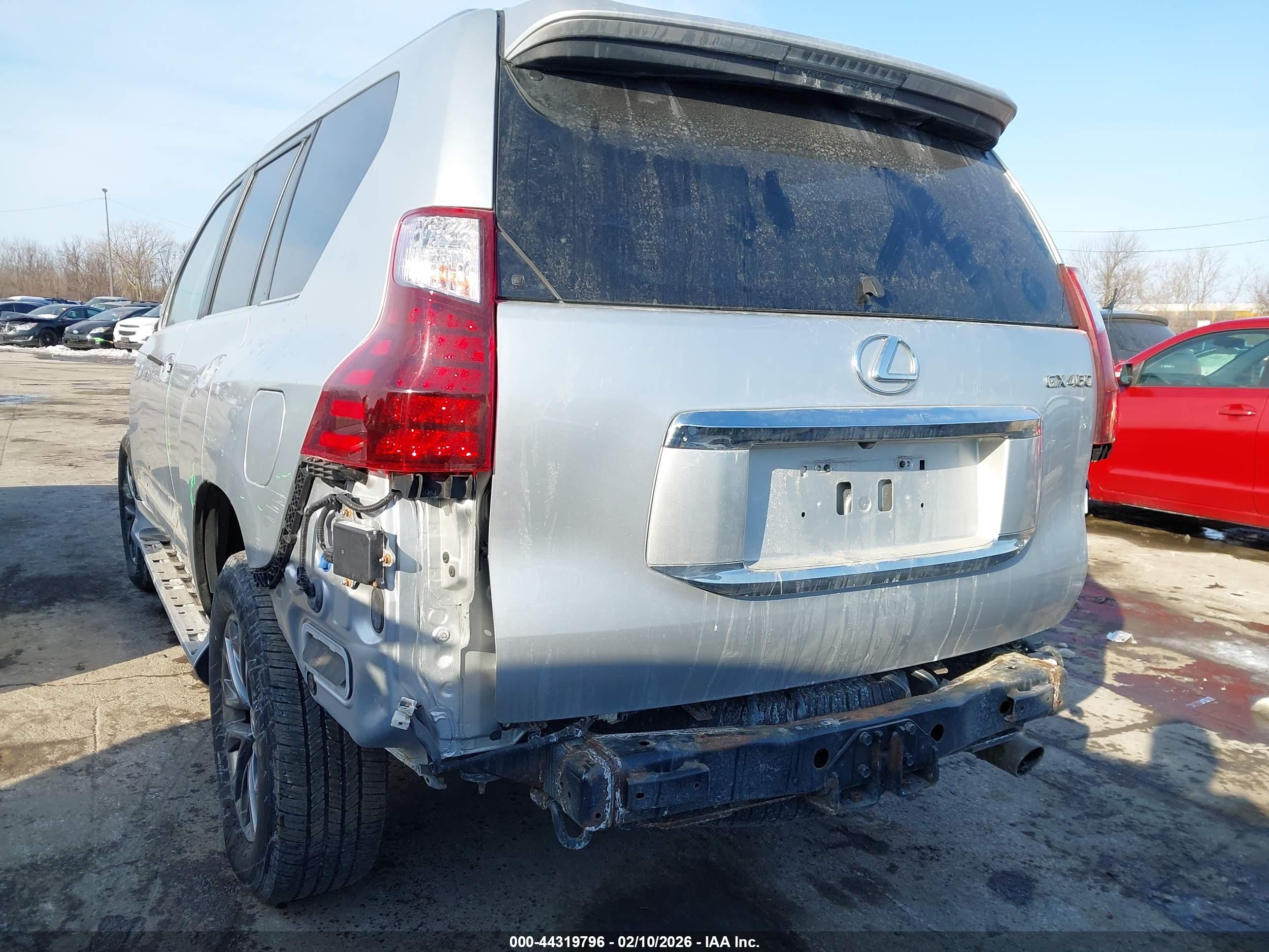 LEXUS GX image 6