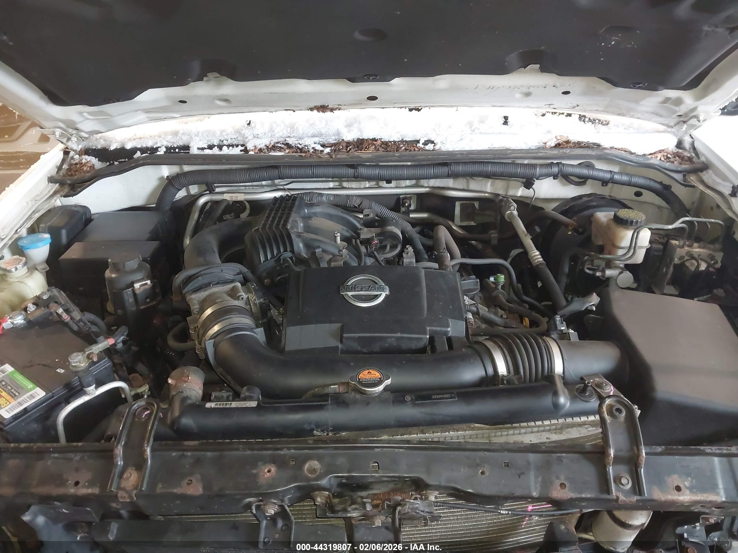 NISSAN FRONTIER image 10