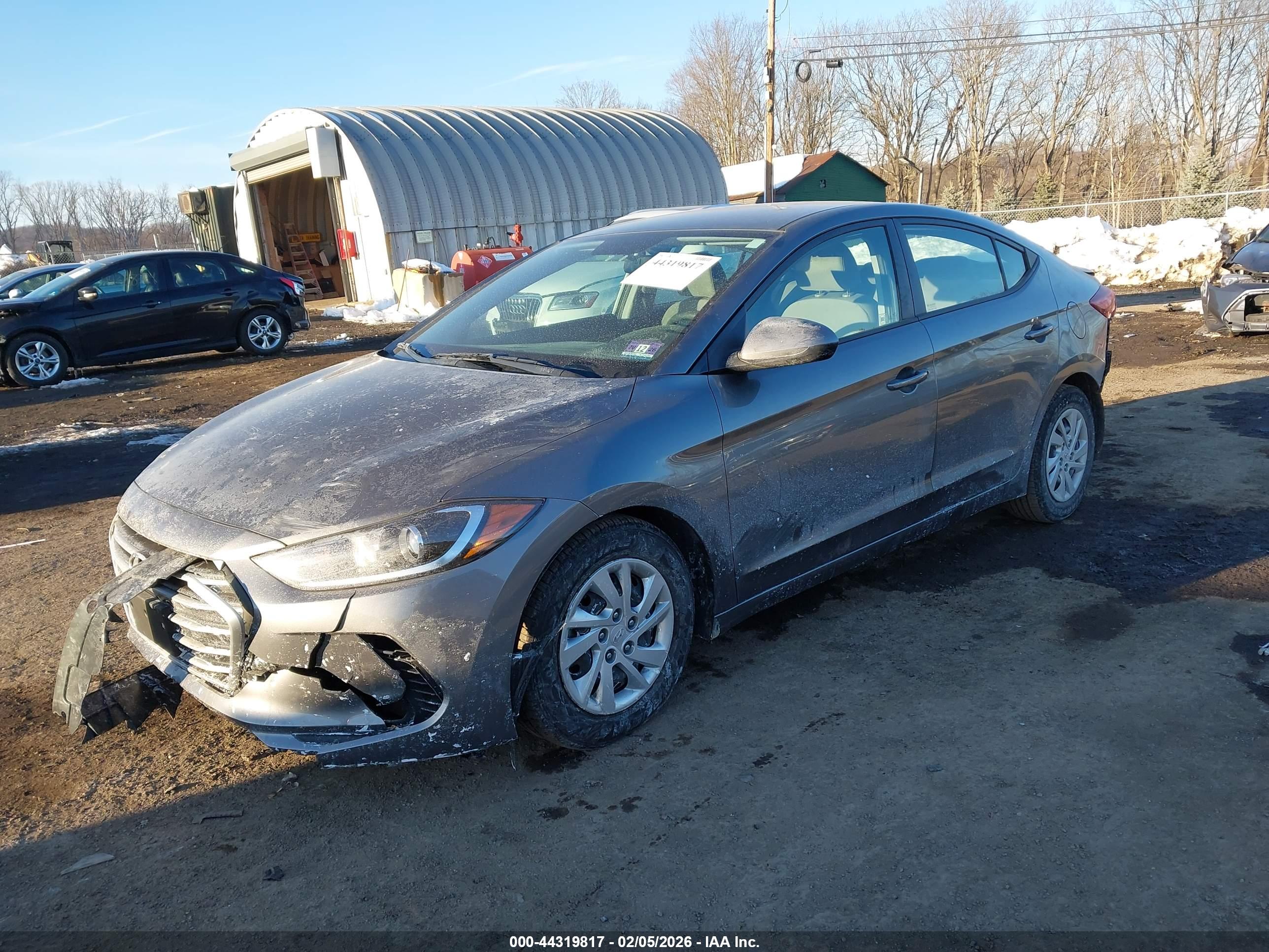 HYUNDAI ELANTRA image 2